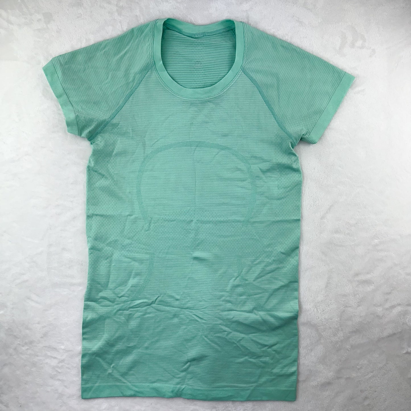 Size 6 Wild Mint Swifly Short Sleeve 2.0