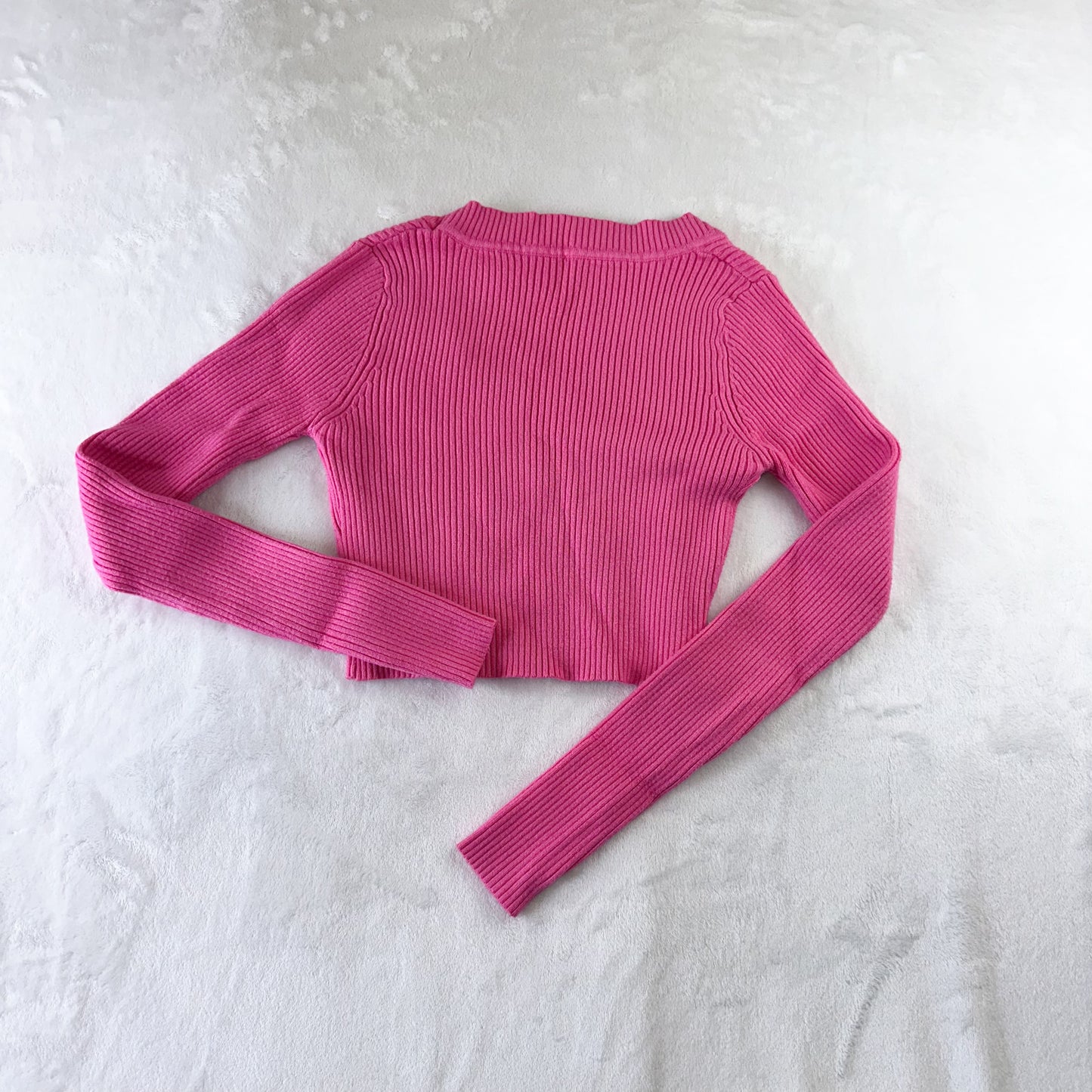 Size XS SHEIN Bubble Gum Pink Cropped Long Sleeve Scoop Sweater