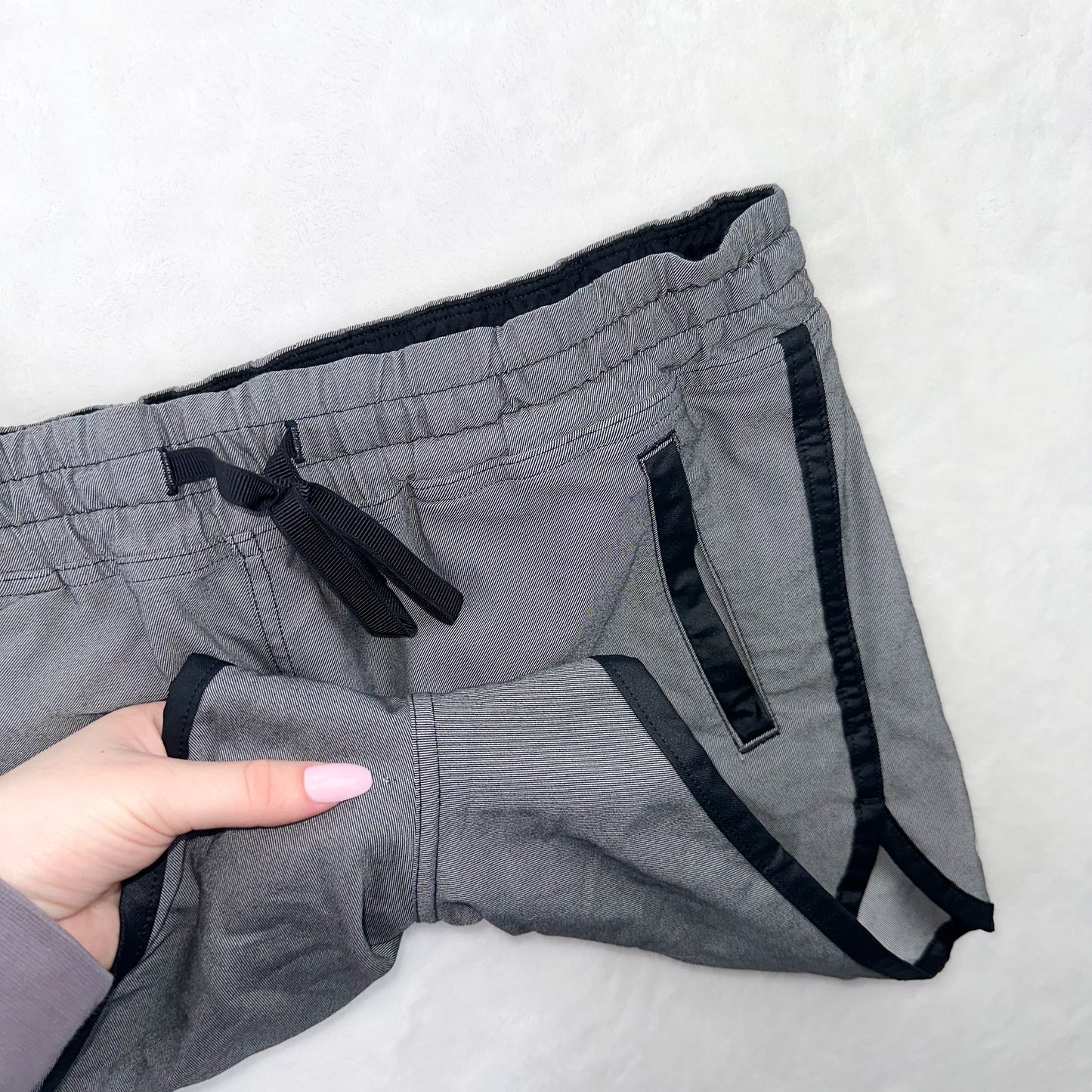 Size 4 Grey/Black Varsity Short 2.5”