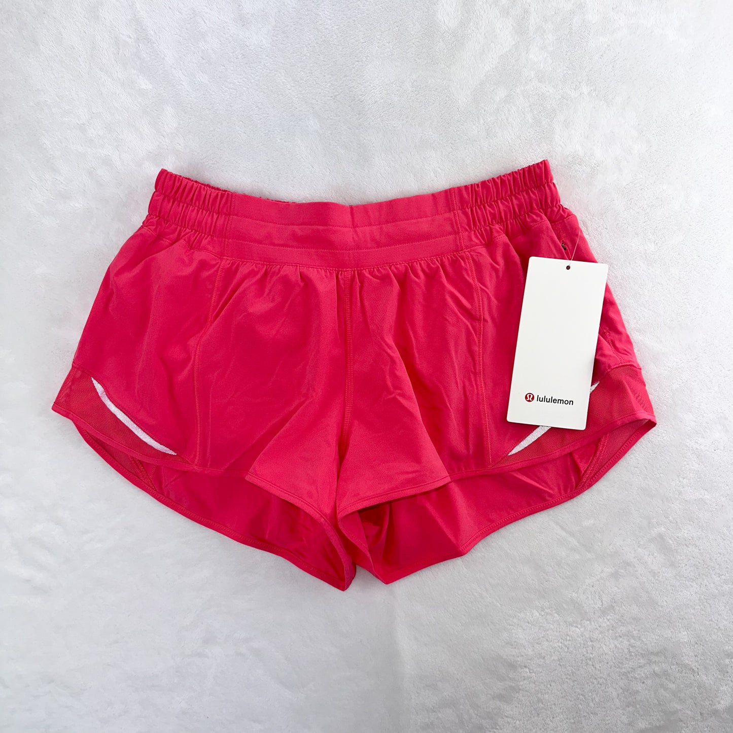 Size 8 Lip Gloss BNWT Hotty Hot Short 2.5”