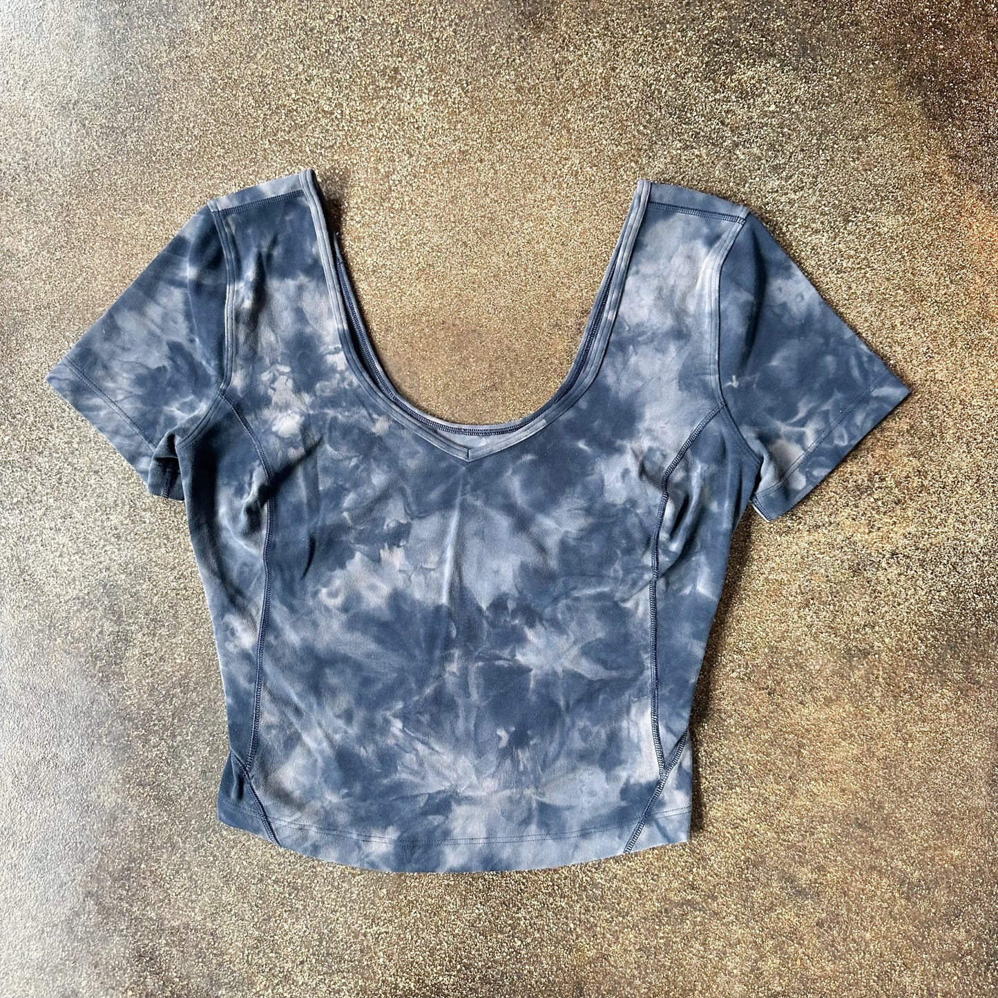 Size 4 Diamond Dye Lunar Rock True Navy Align T-Shirt