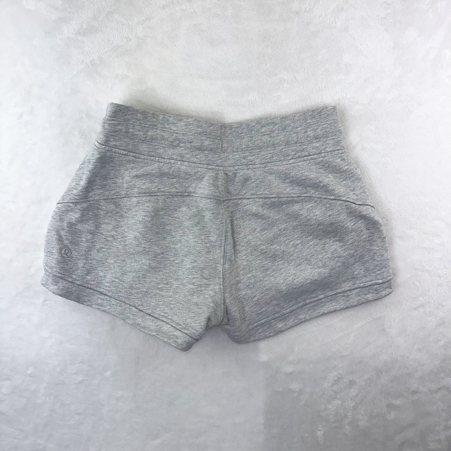 Size 6 Heathered Vapor Hit Reset Short *3"
