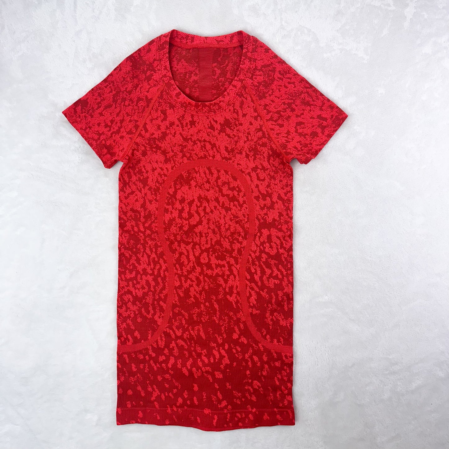 Size 0 Covered Camo Red Rock/Flare Swifly Short Sleeve 2.0