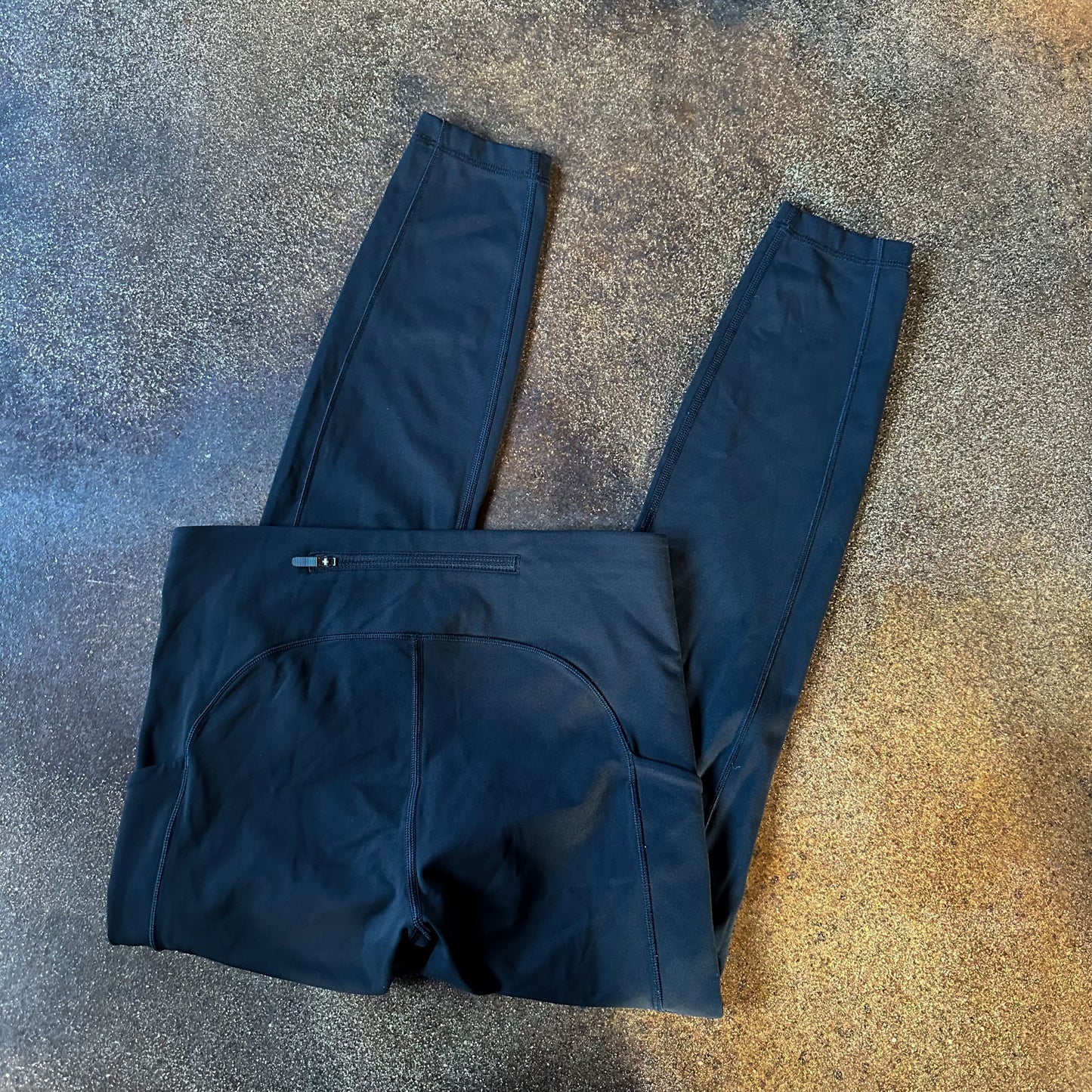 Size 6 Black Speed Up Legging 28”