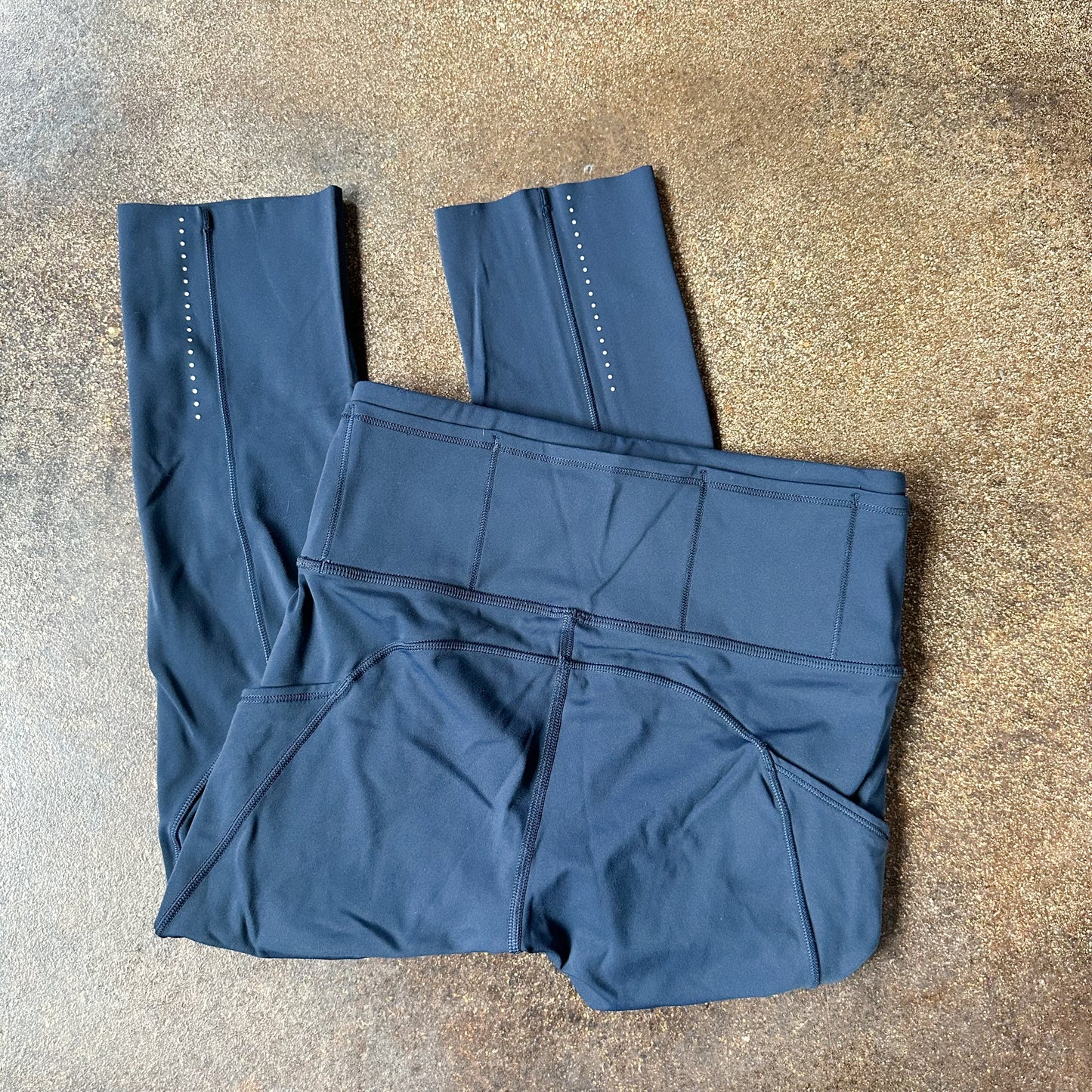 Size 4 True Navy Fast & Free Legging 19”