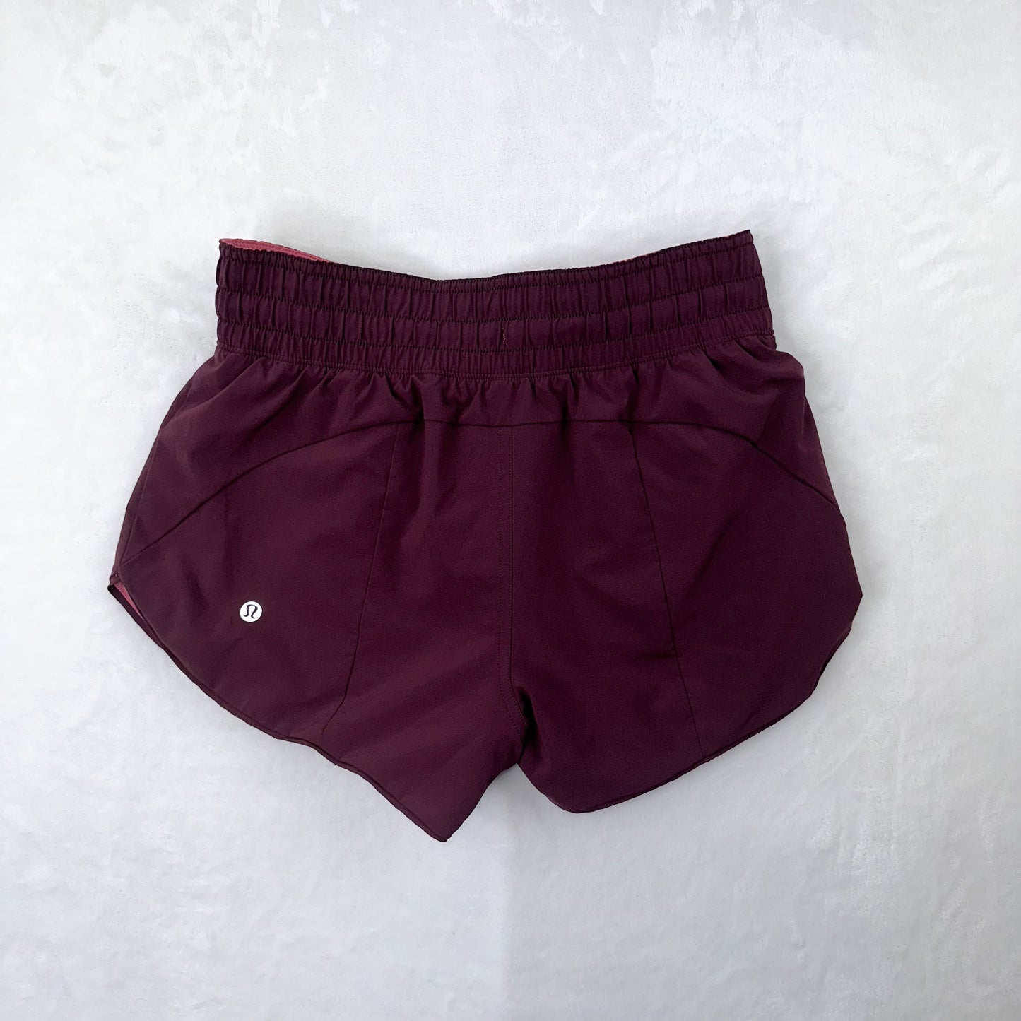 Size 4 Cherry Tint/Cassis Choose A Side Short 3”