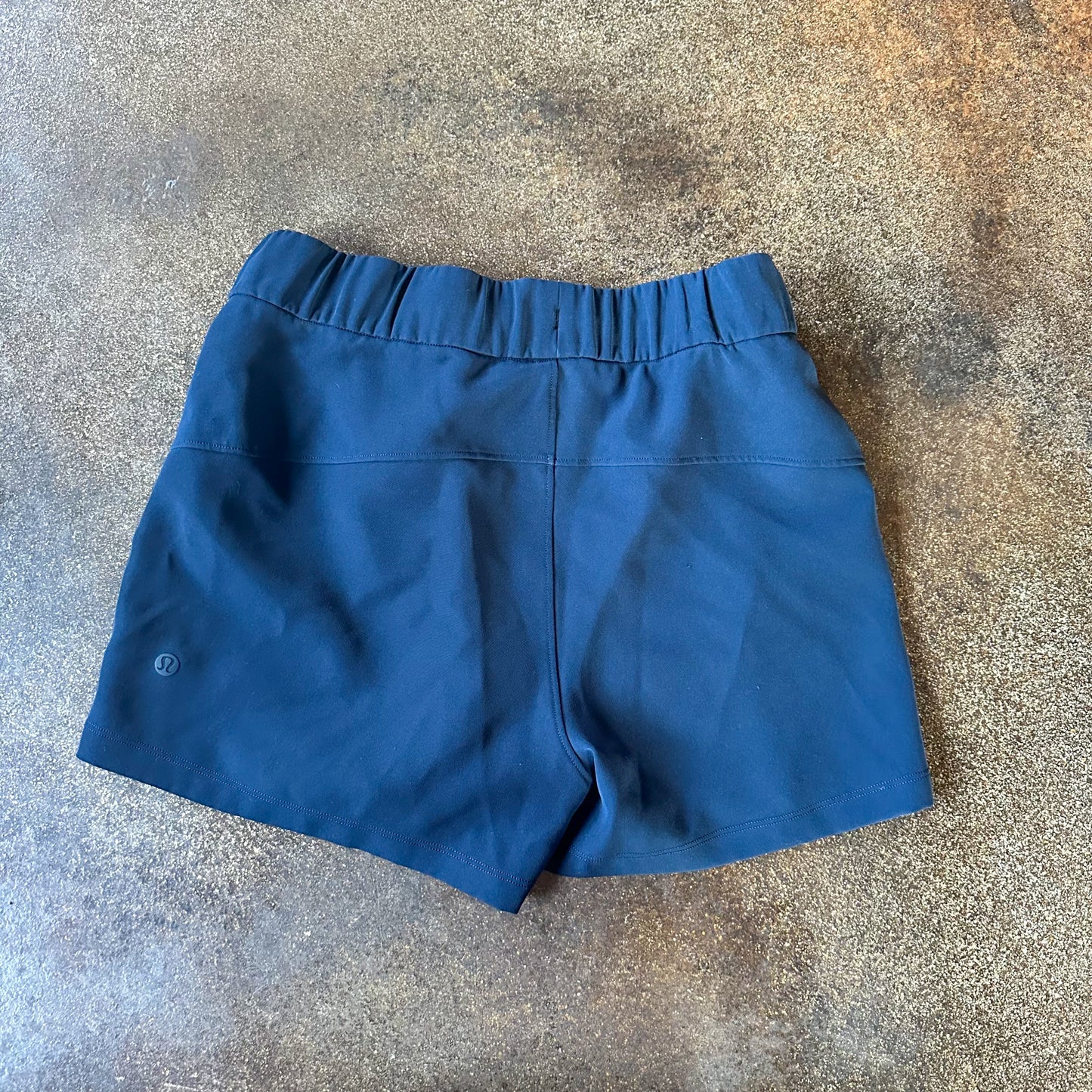 Size 4 True Navy On The Fly Short 2.5”