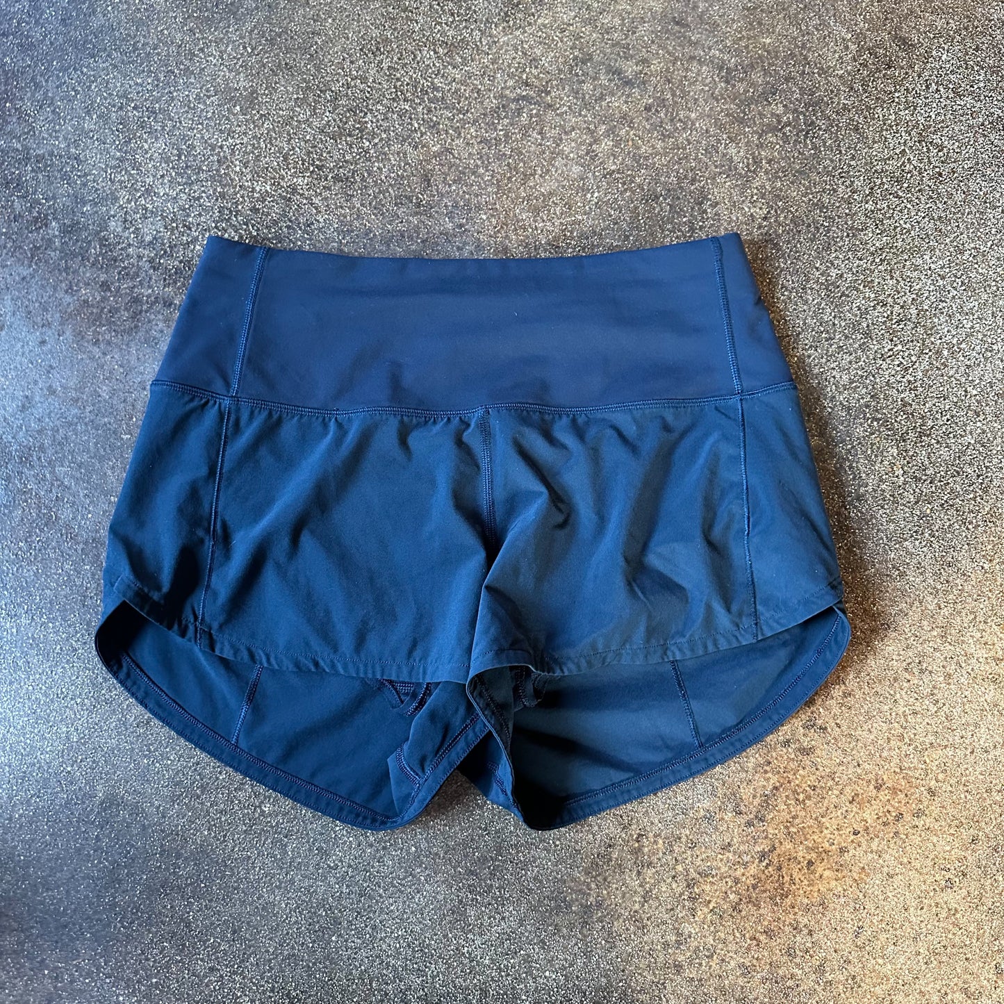 Size 4 True Navy HIGHRISE Speed Up Short 2.5” *logo wear
