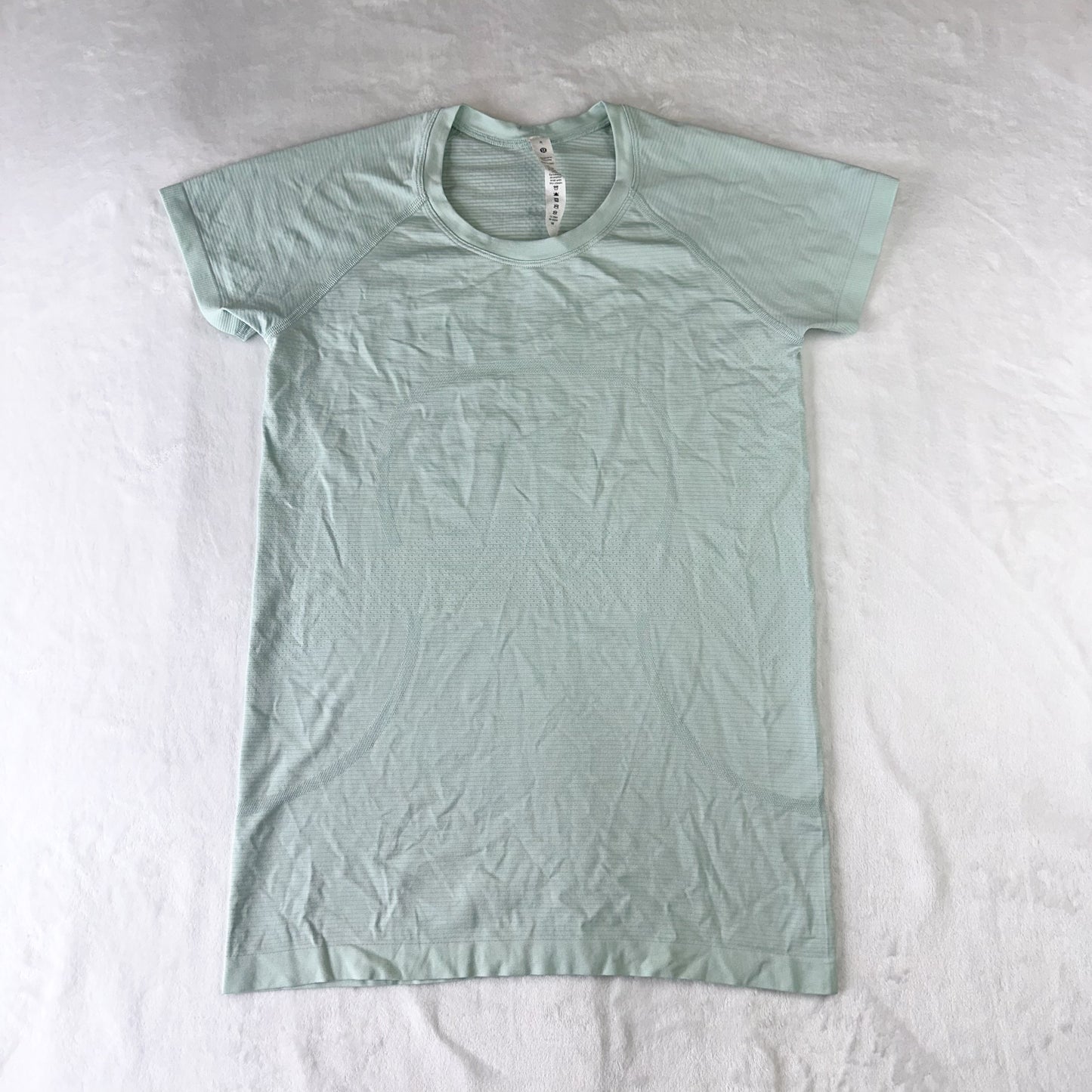 Size 8 Delicate Mint Swifly Short Sleeve 2.0