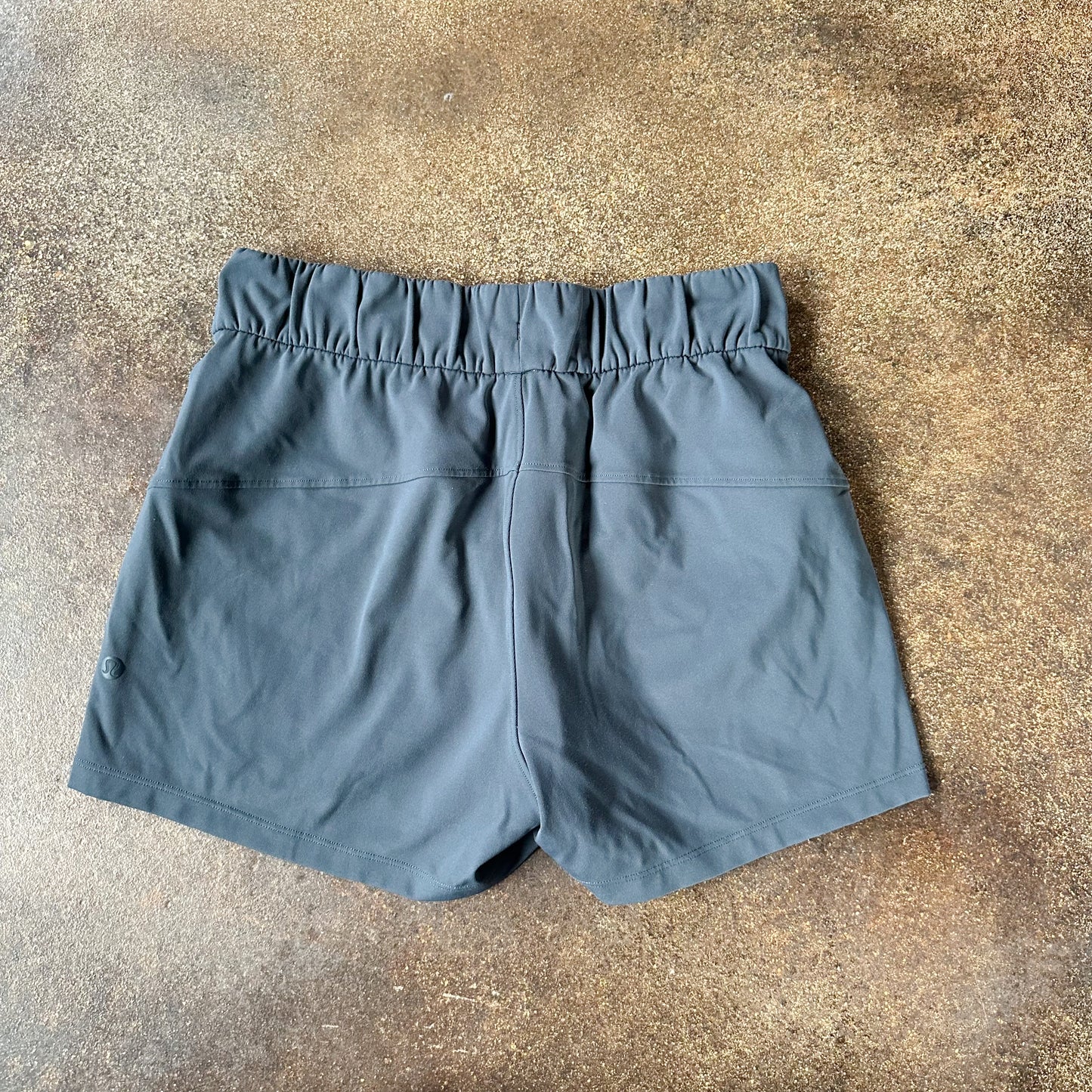 Size 4 Submarine On the Fly Short 2.5”