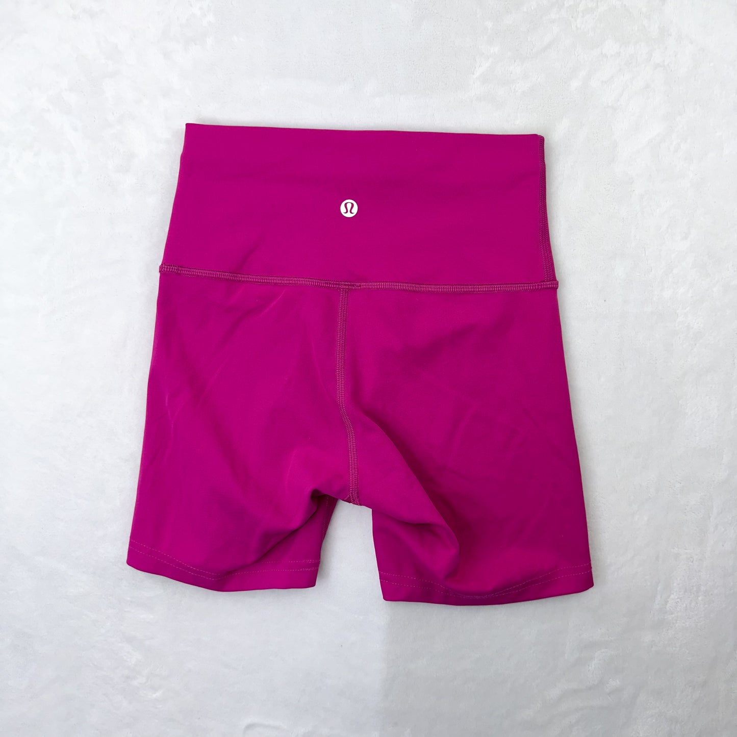 Size 4 Ripened Raspberry Wunder Train Short 6”