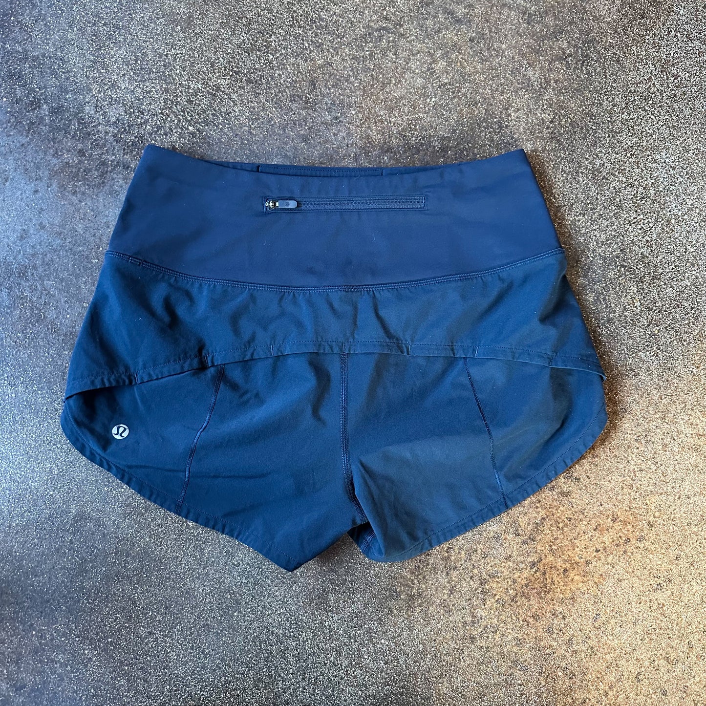 Size 4 True Navy HIGHRISE Speed Up Short 2.5” *logo wear