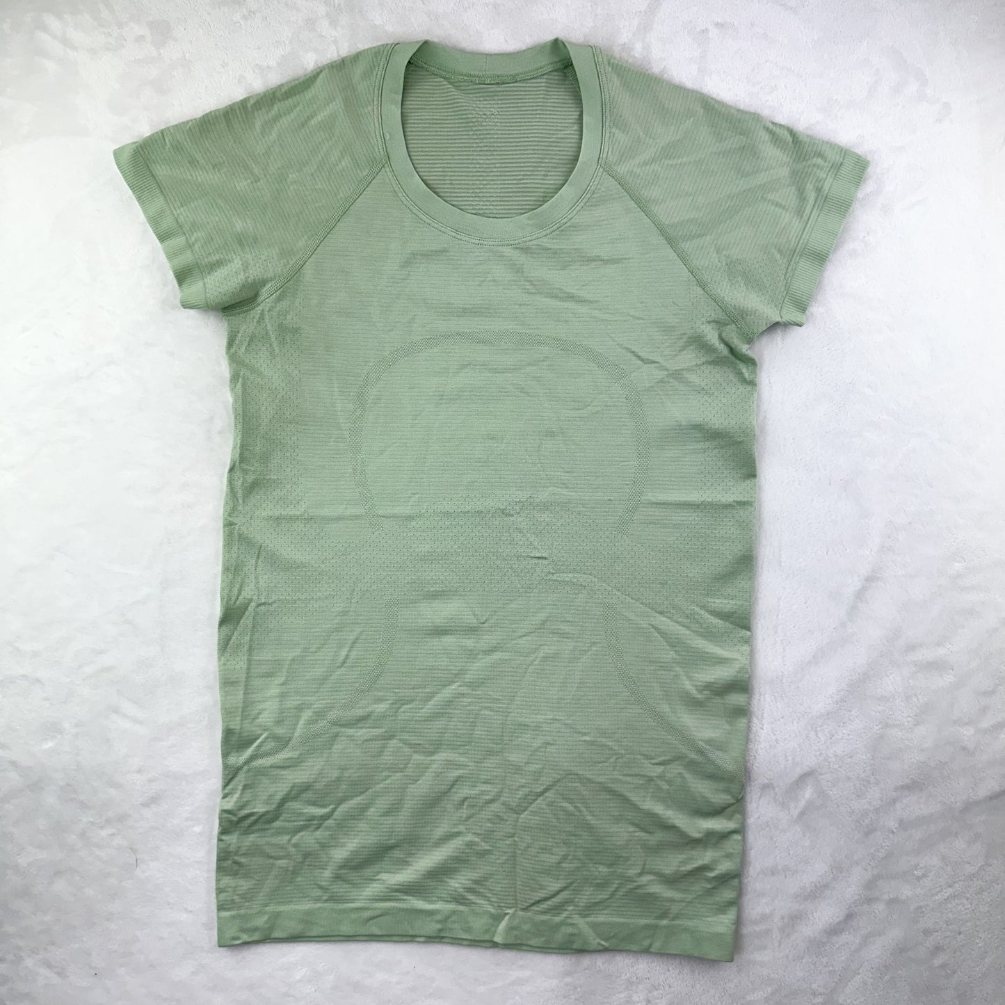 Size 6 Creamy Mint Swifly Short Sleeve 2.0