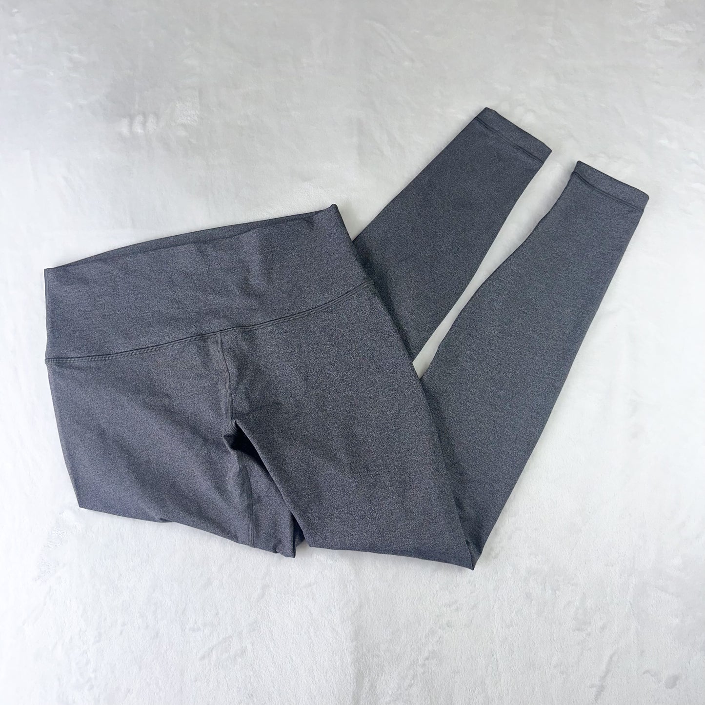 Size 10 Heathered Black Wunder Under Legging 28”