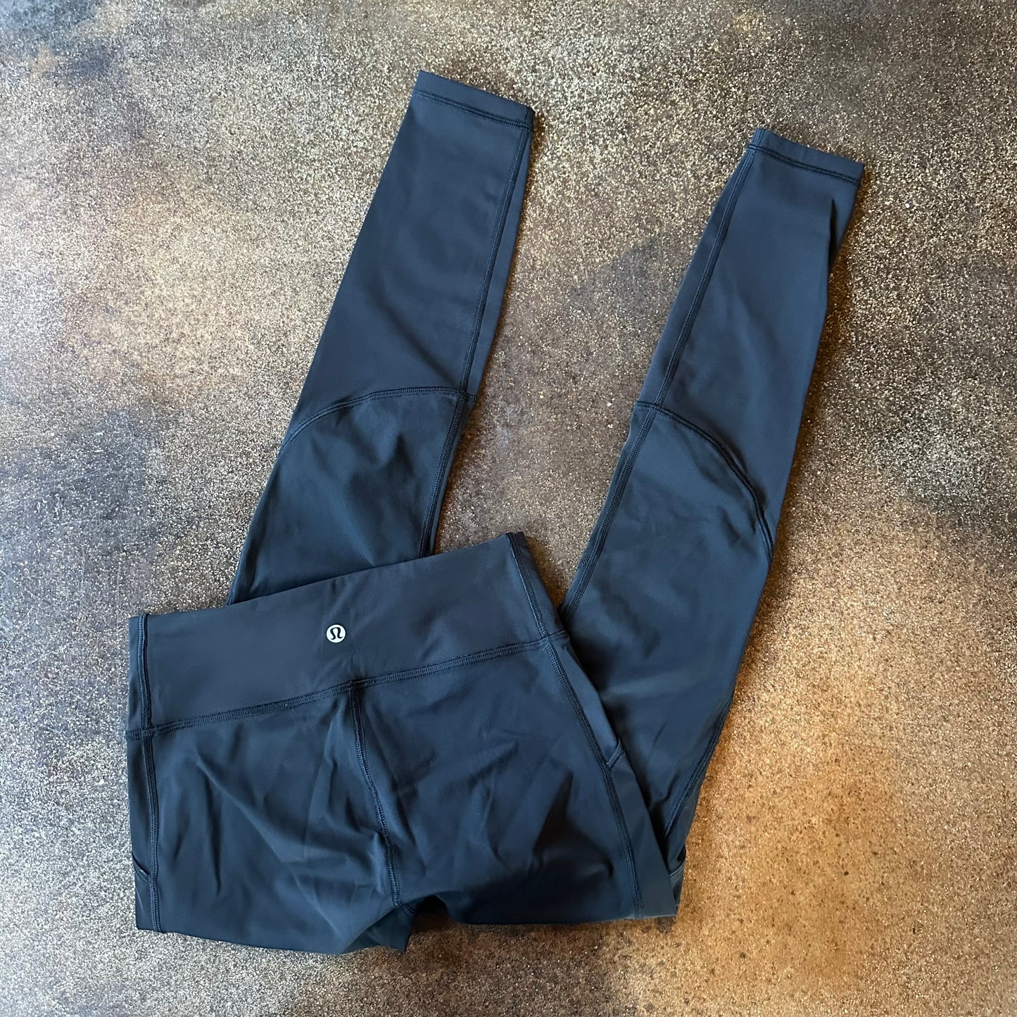 Size 4 Black Miles Ahead Legging 28”