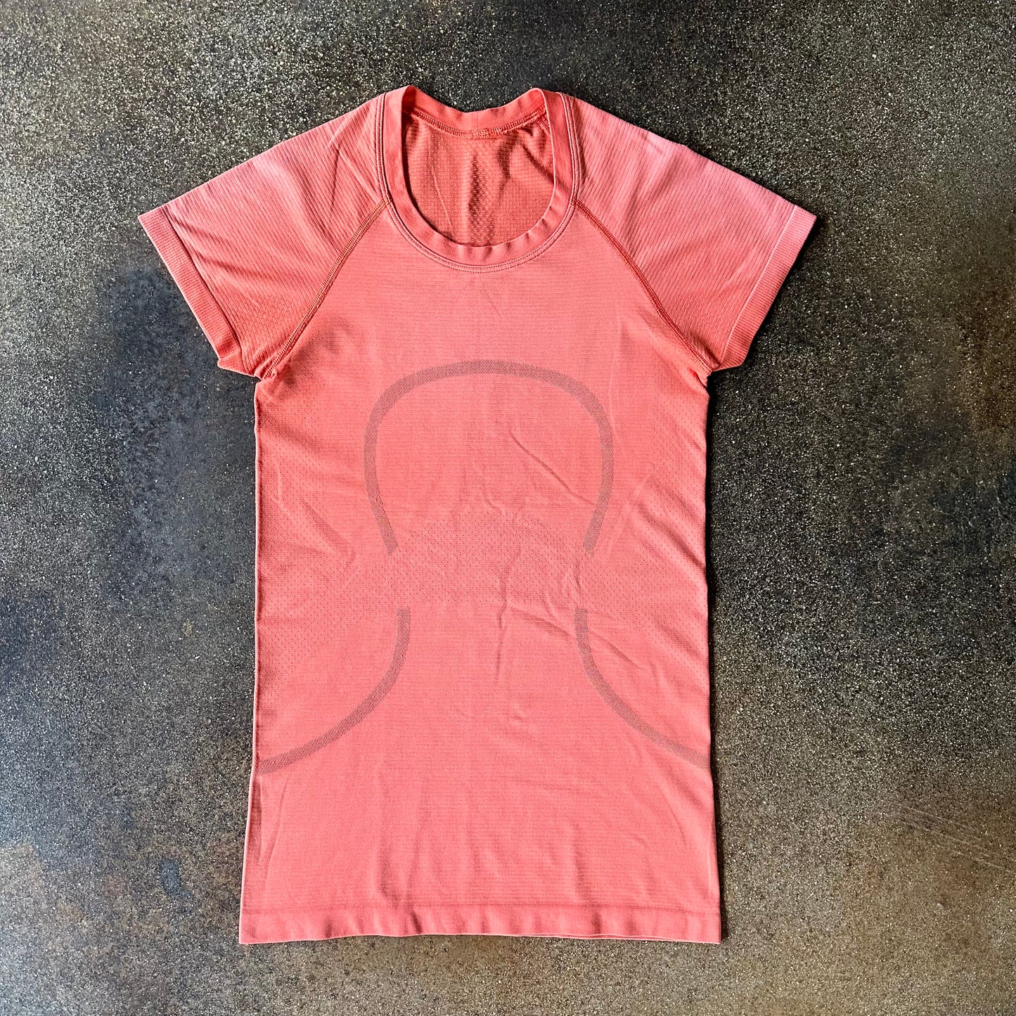 Size 4 Warm Coral Swifly Short Sleeve