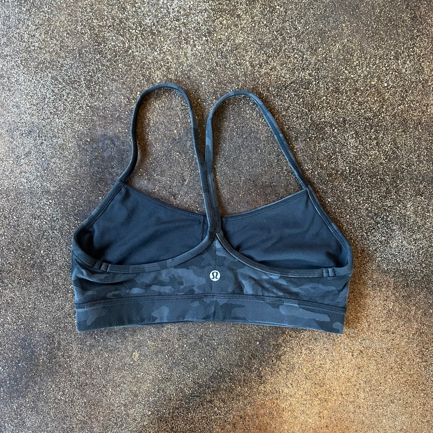 Size 8 Incognito Camo Multi Grey Flow Y Bra