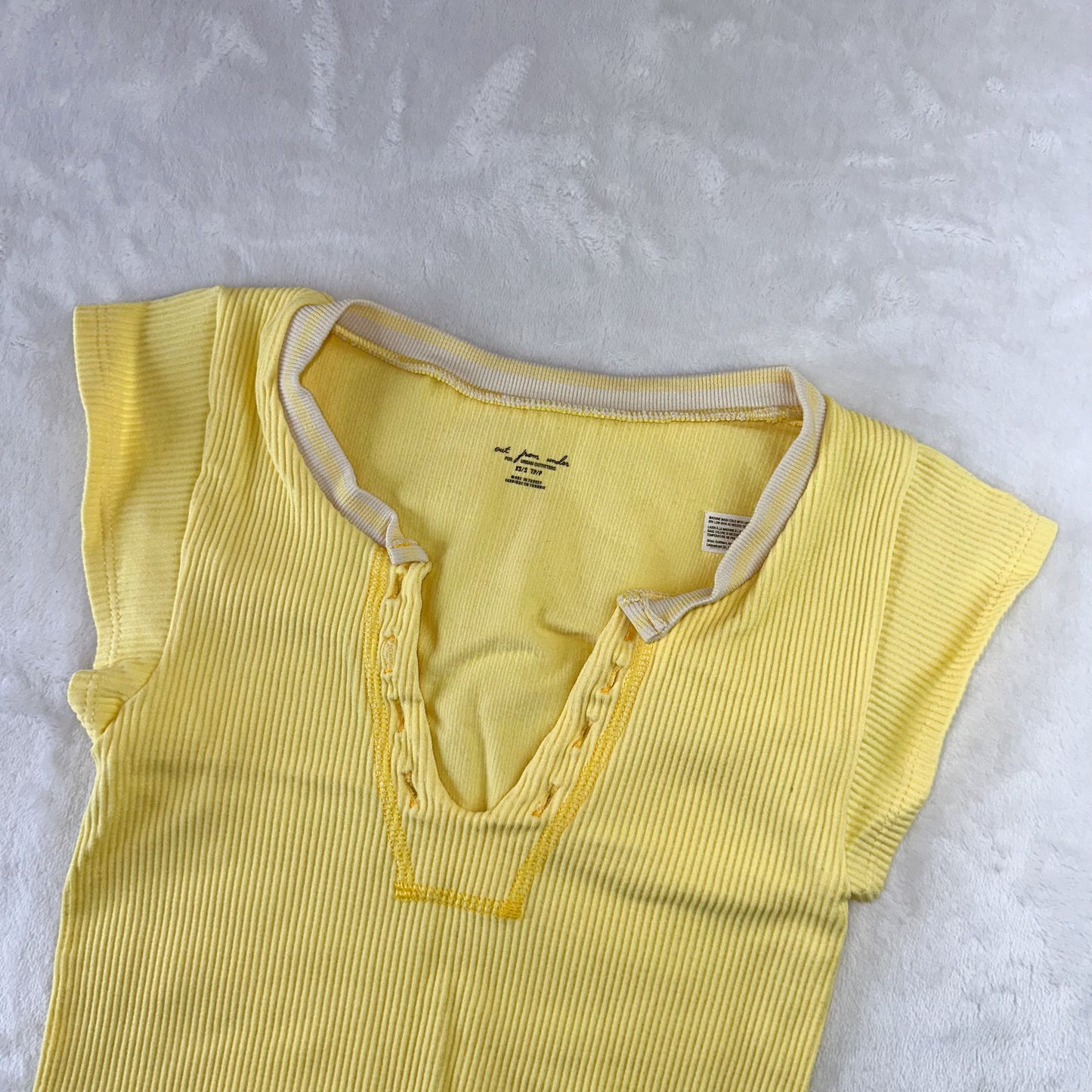 Size XS/S Yellow Out From Under Go For Gold Seamless Top