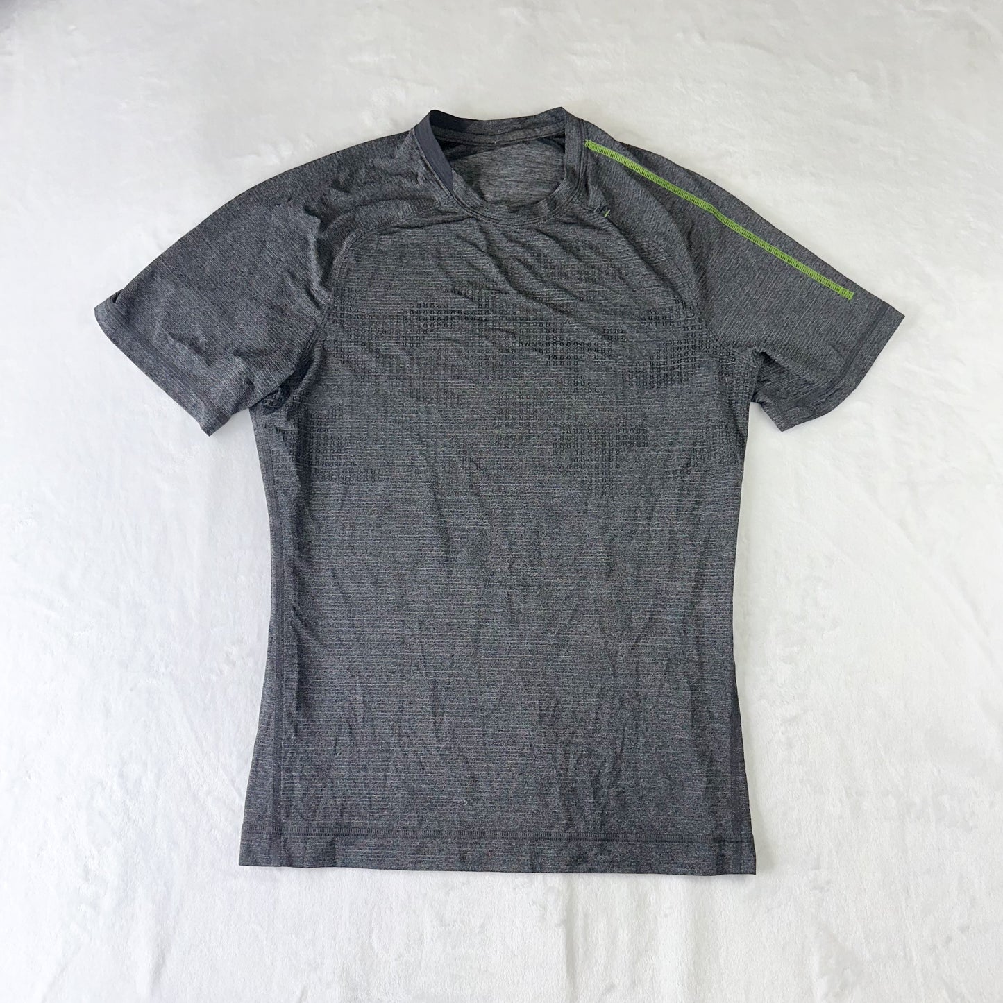 Size S Heathered Slate Training Short Sleeve *Seawheeze *Ultra Rare