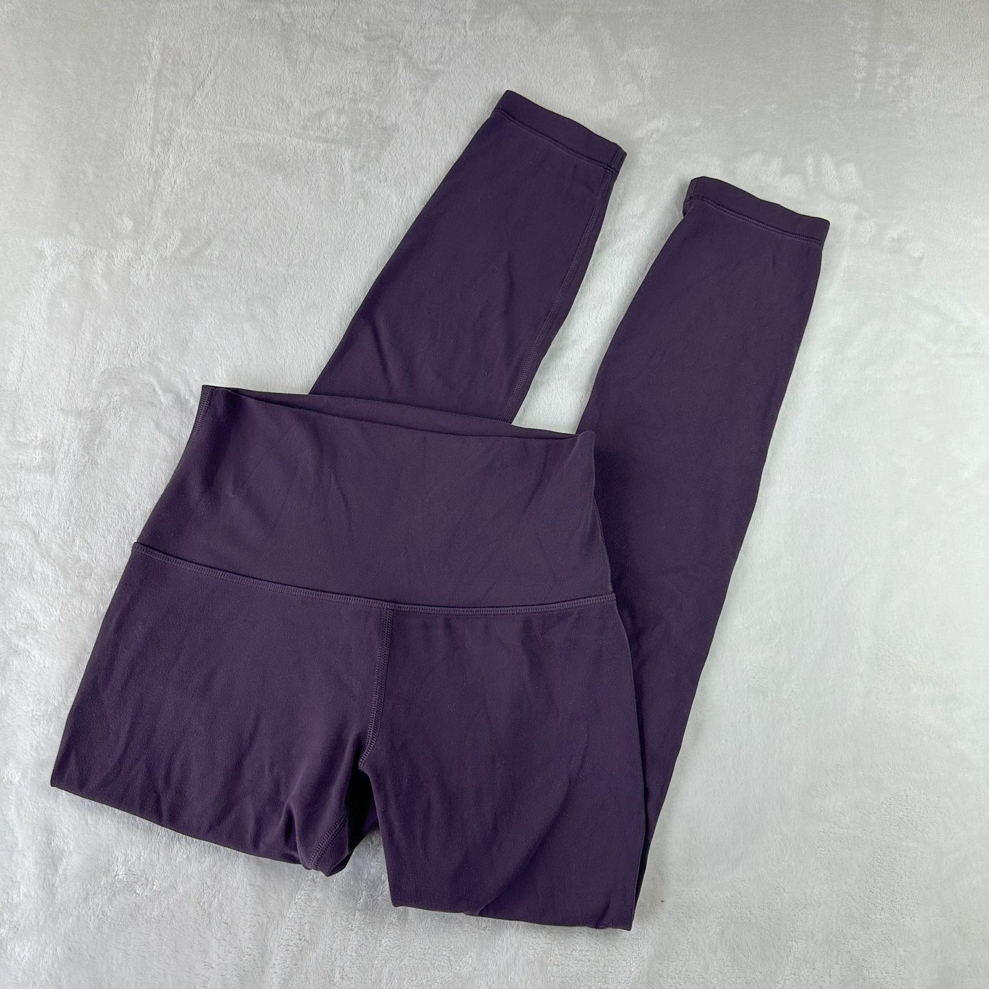 Size 4 Black Currant Align Legging 25”