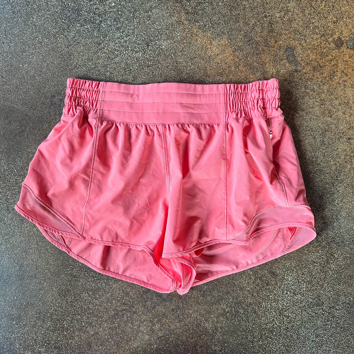 Size 8 Raspberry Cream Hotty Hot Short HIGHRISE 2.5”