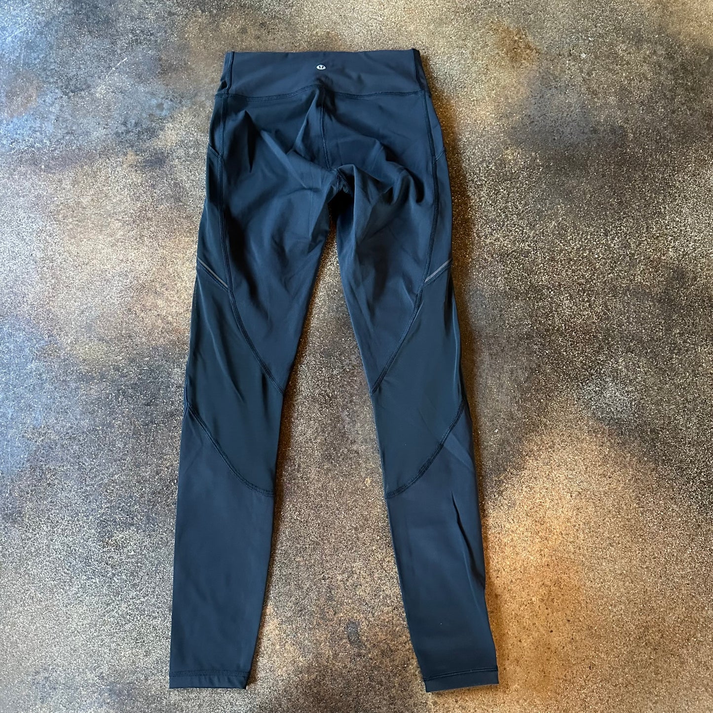 Size 4 Black Miles Ahead Legging 28”