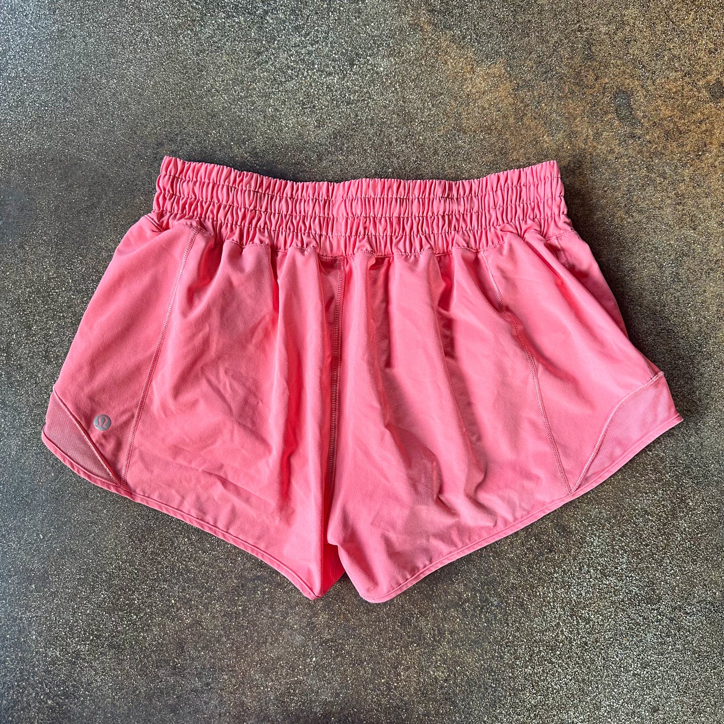 Size 8 Raspberry Cream Hotty Hot Short HIGHRISE 2.5”