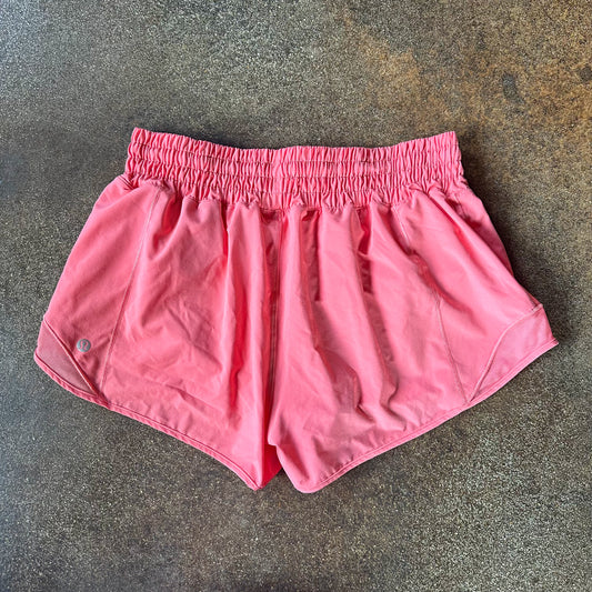 Size 8 Raspberry Cream Hotty Hot Short HIGHRISE 2.5”