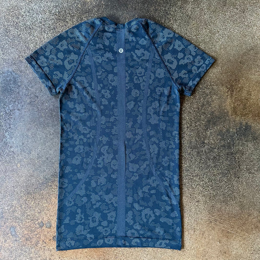 Size 4 Dappled Floral True Navy/Ocean Air Swifly Short Sleeve