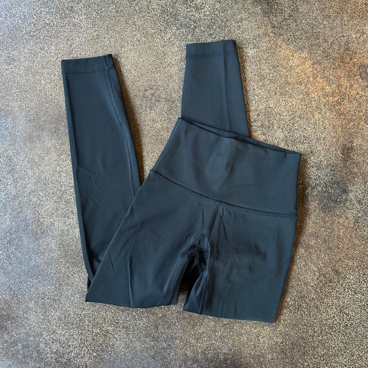 Size 0 Black Wunder Under Legging 25”