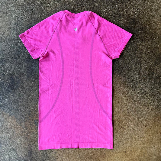 Size 4 Sonic Pink Swifly Short Sleeve