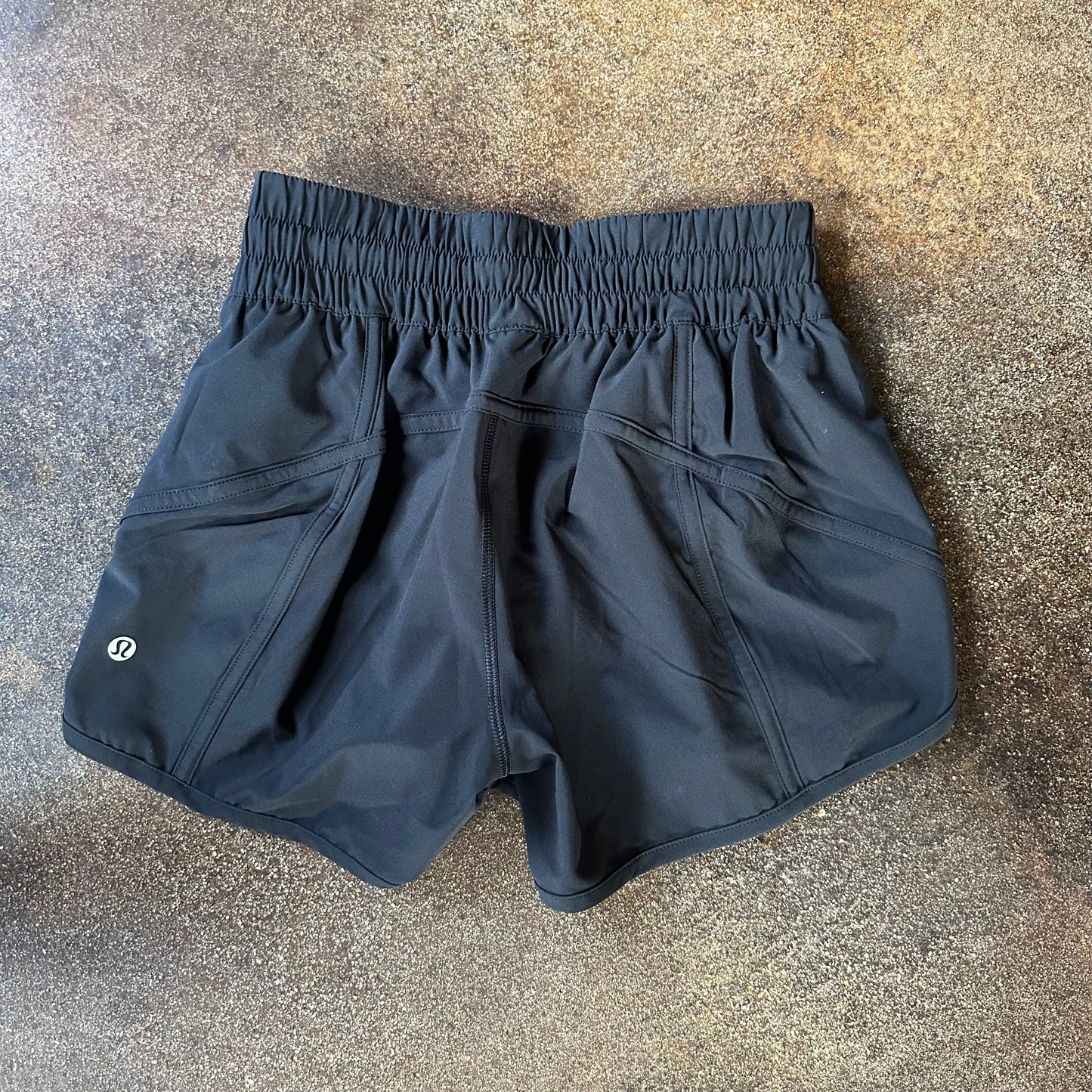 Size 4 Black Tracker Short 4”