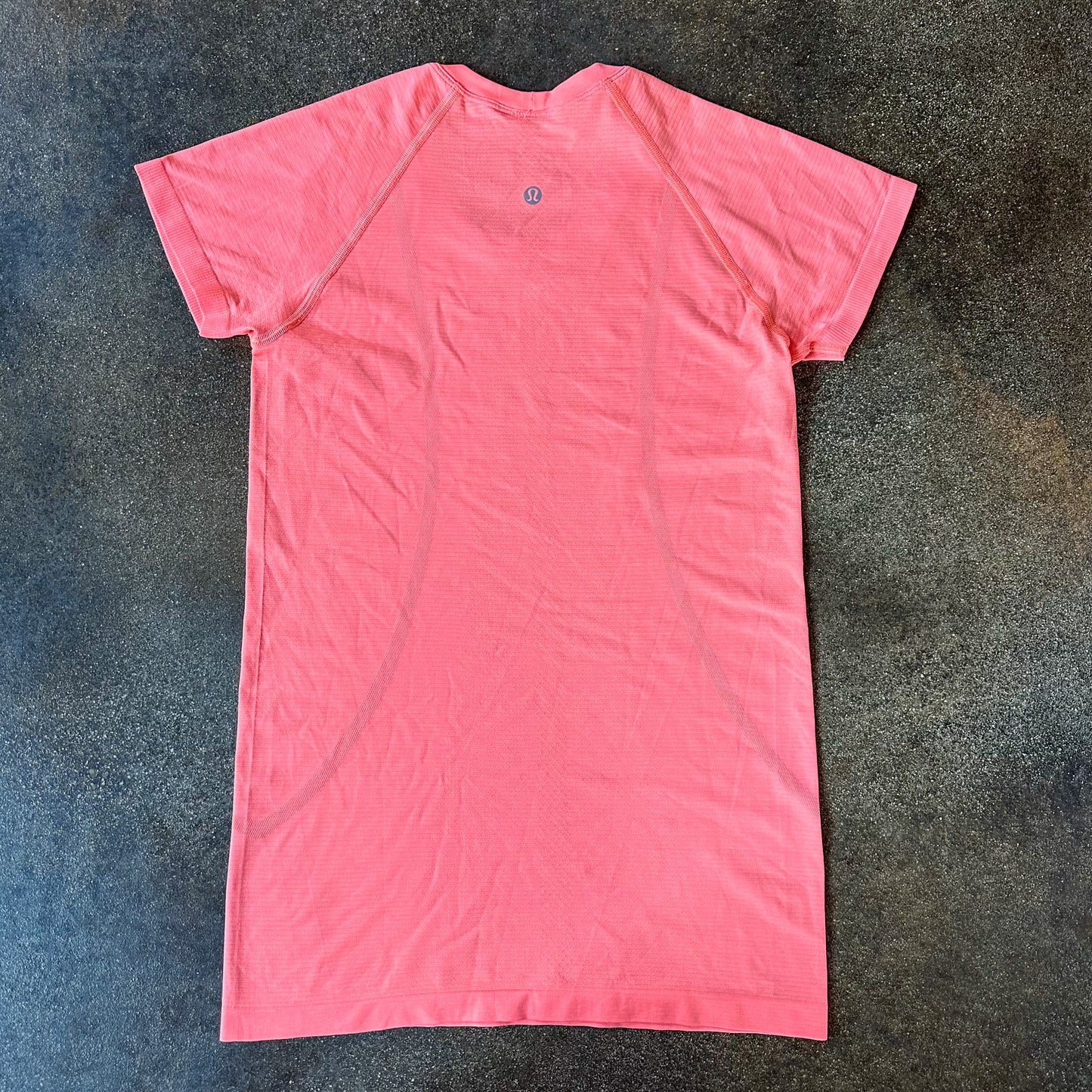 Size 6 Golden Apricot Swifly Short Sleeve 2.0