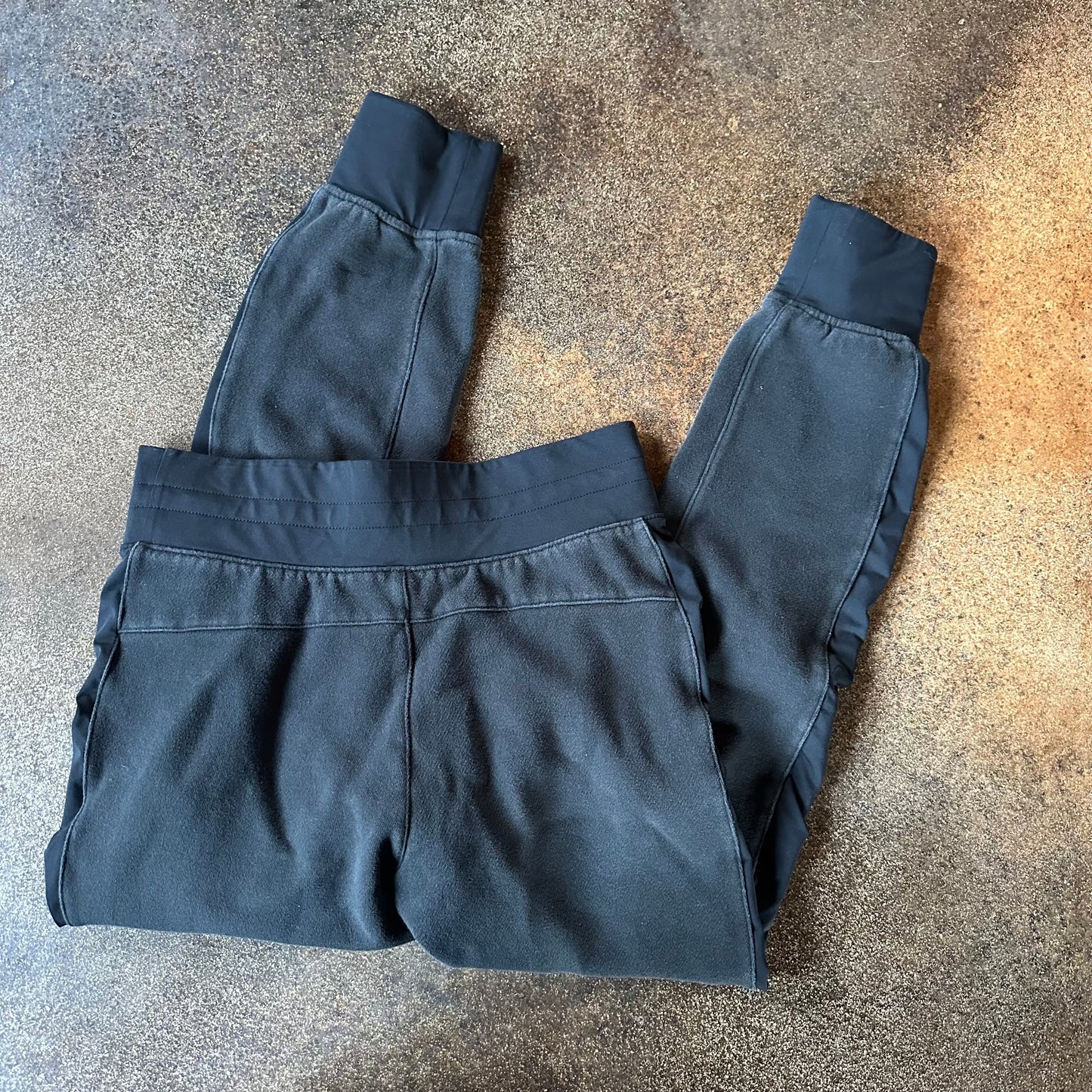 Size 4 Black Get Going Jogger 28.5”