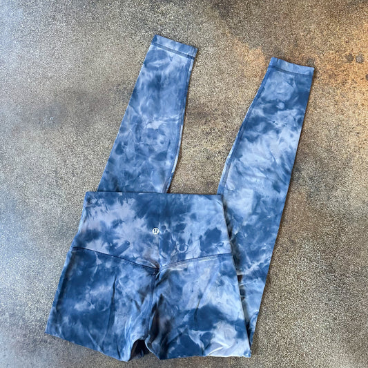 Size 4 Diamond Dye Lunar Rock True Navy Align Legging 28”