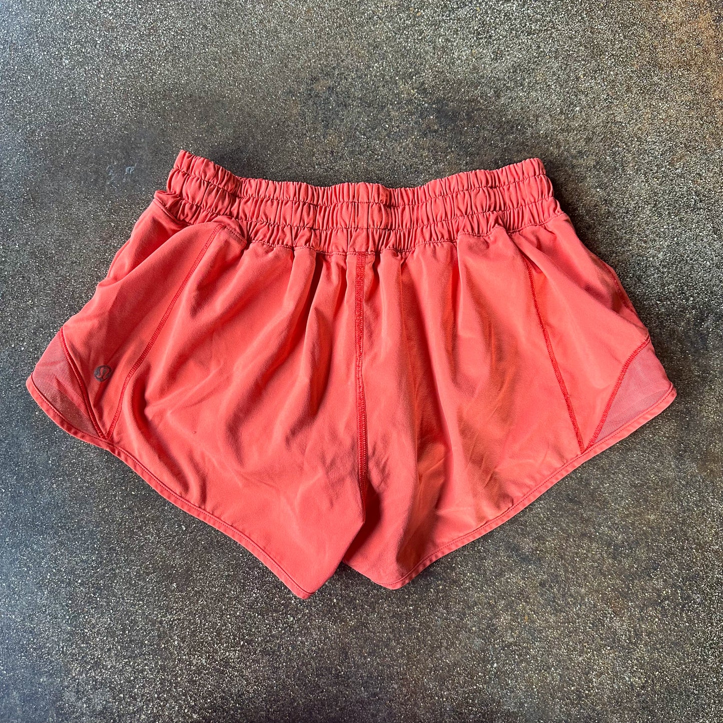 Size 4 Hot Sunset Hotty Hot Short 2.5”