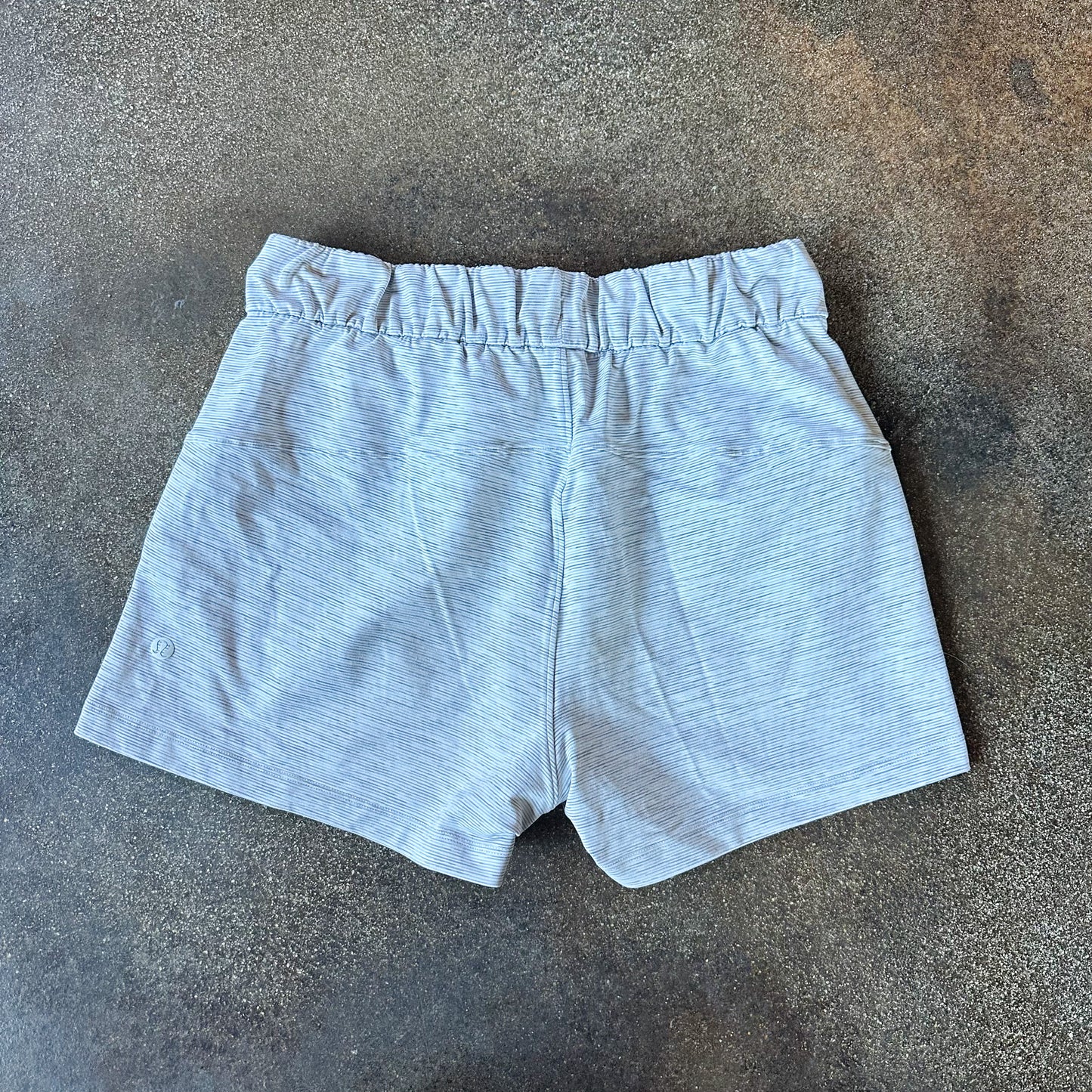 Size 4 Wee Are From Space Nimbus Battleship On The Fly Short 2.5"