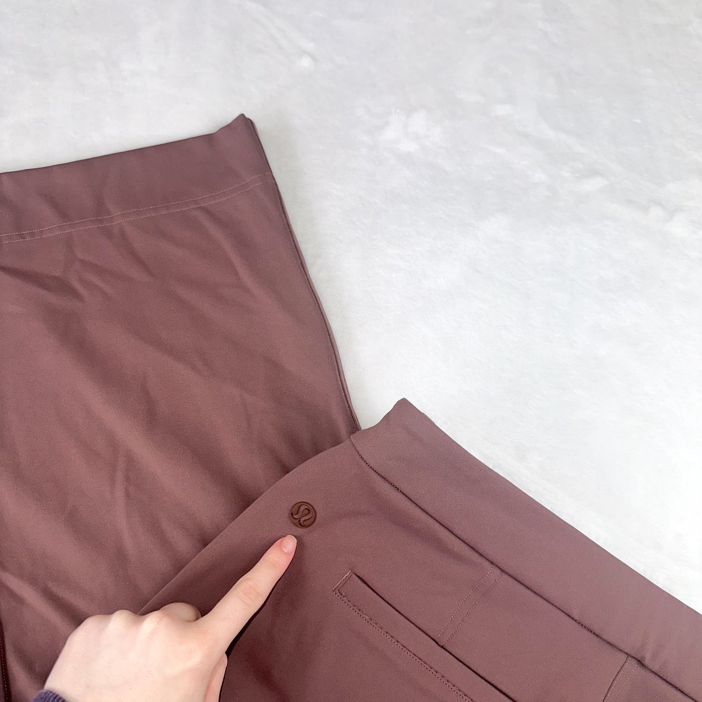 Size M Dark Oxide Mid-Rise Straight-Leg Trouser