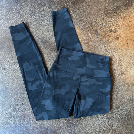 Size 4 Heritage 365 Camo Deep Coal Multi Align Legging 28”