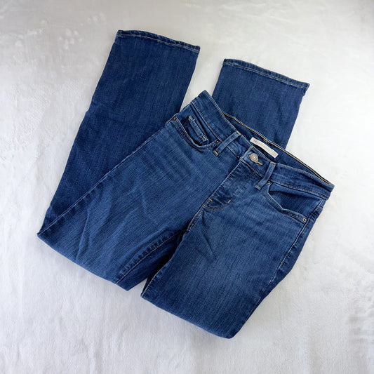 Size 25 Dark Blue Bootcut Levi’s Jeans 30”