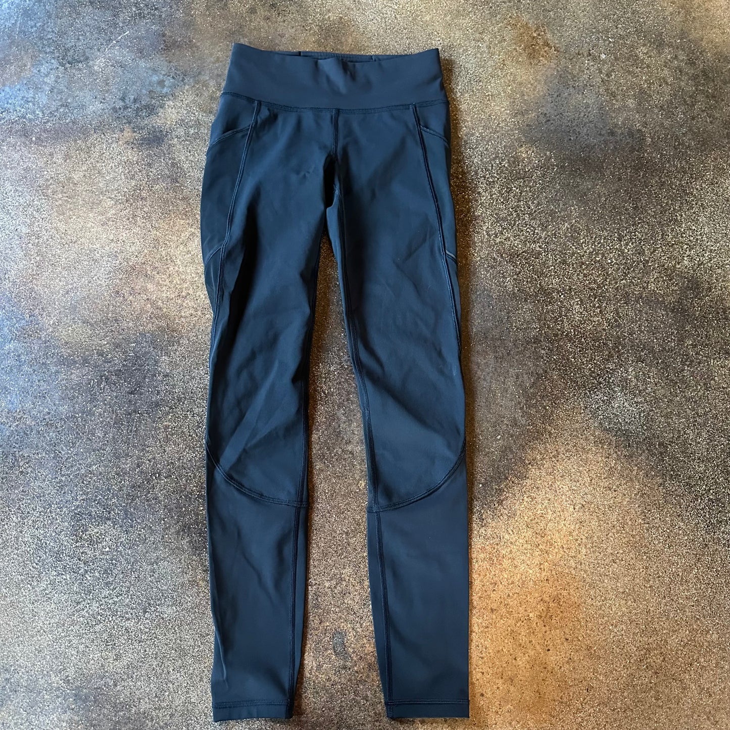 Size 4 Black Miles Ahead Legging 28”