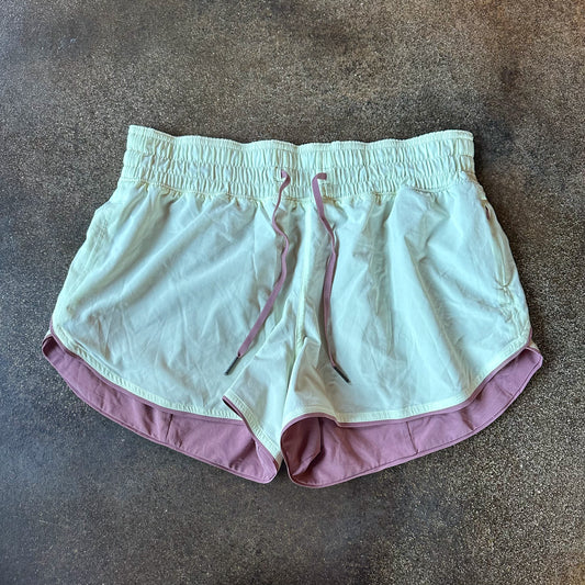 Size 8 Elixir/Quicksand Choose A Side Short *Reversible 3"