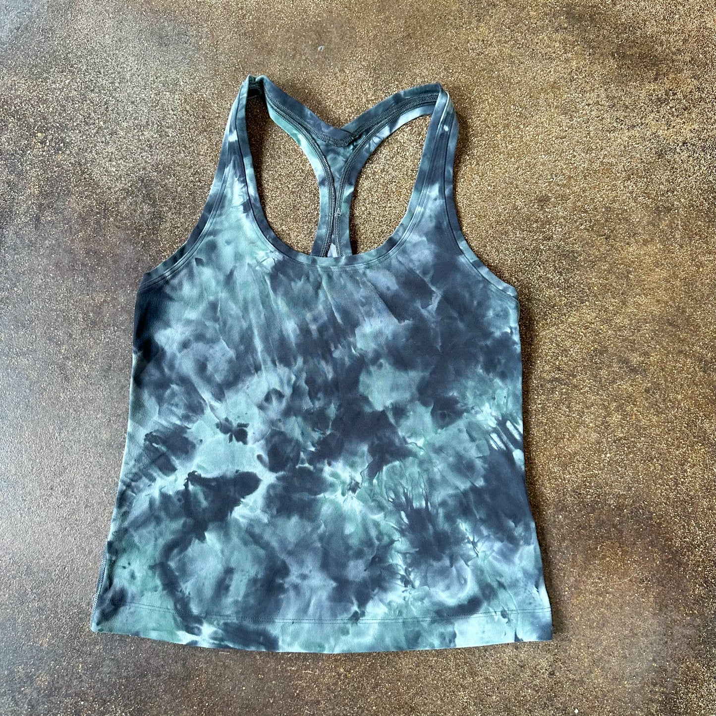 Size 6 Diamond Dye Silver Blue/Tidewater Teal Cool Racerback Tank *race length
