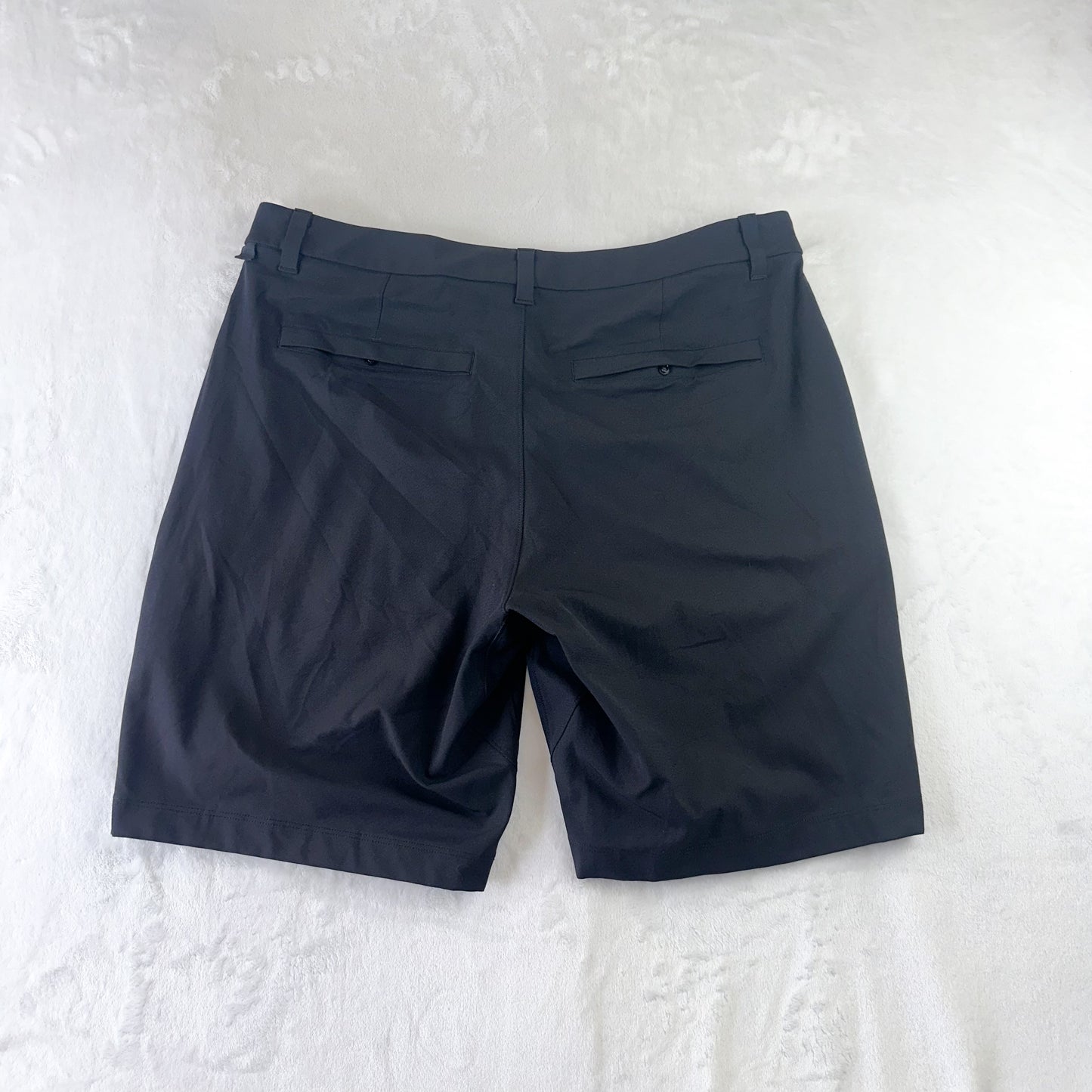 Size 34 Obsidian Black Men’s Commission Classic-Fit Short 9"