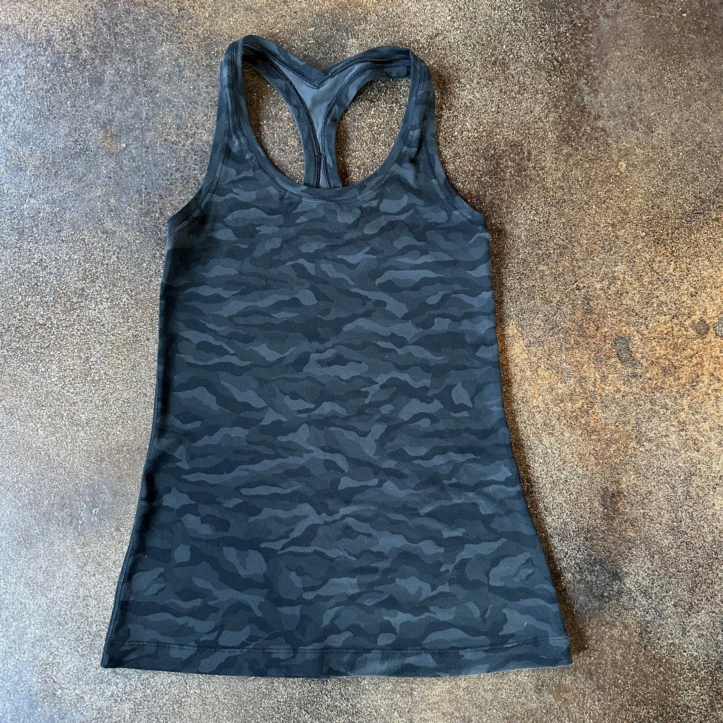 Size 6 Sequoia Camo Print Deep Coal Black Cool Racerback