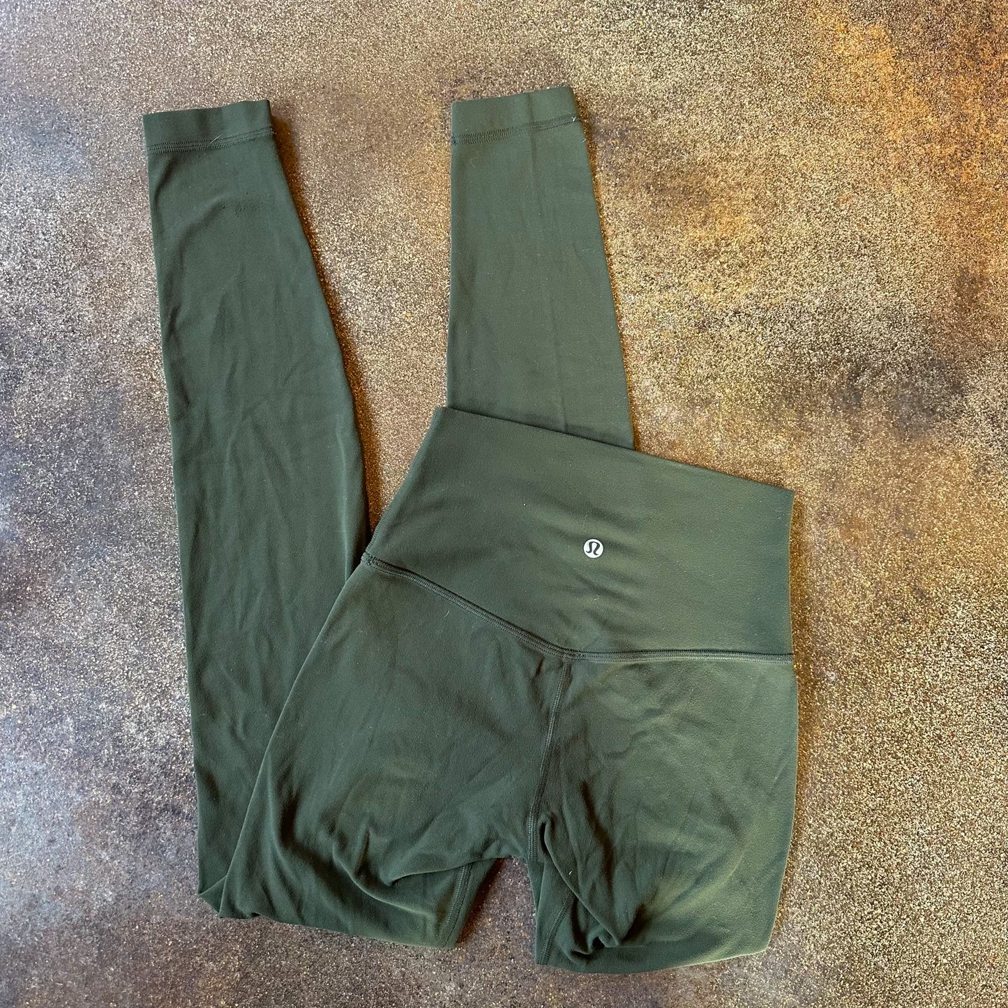 Size 2 Dark Olive Align Legging 28”