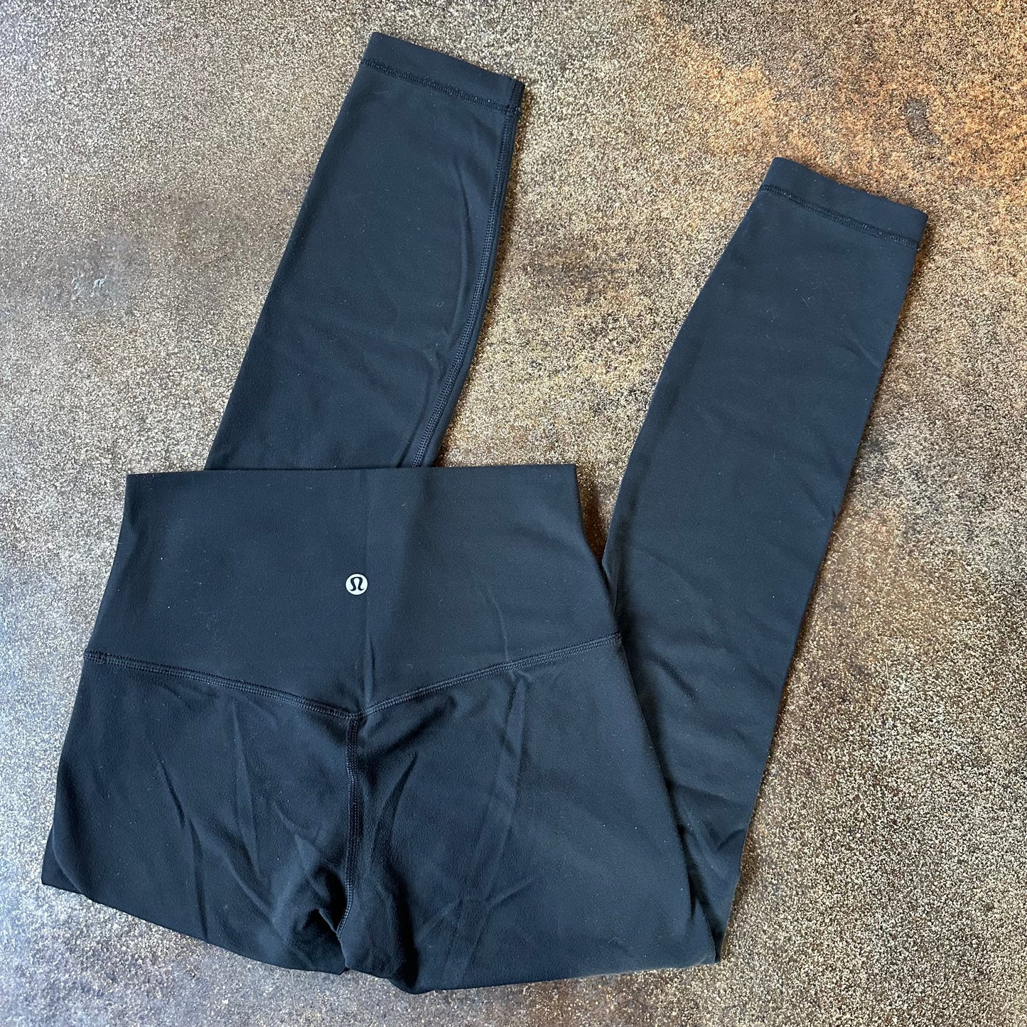 Size 4 Black Align Legging 25”