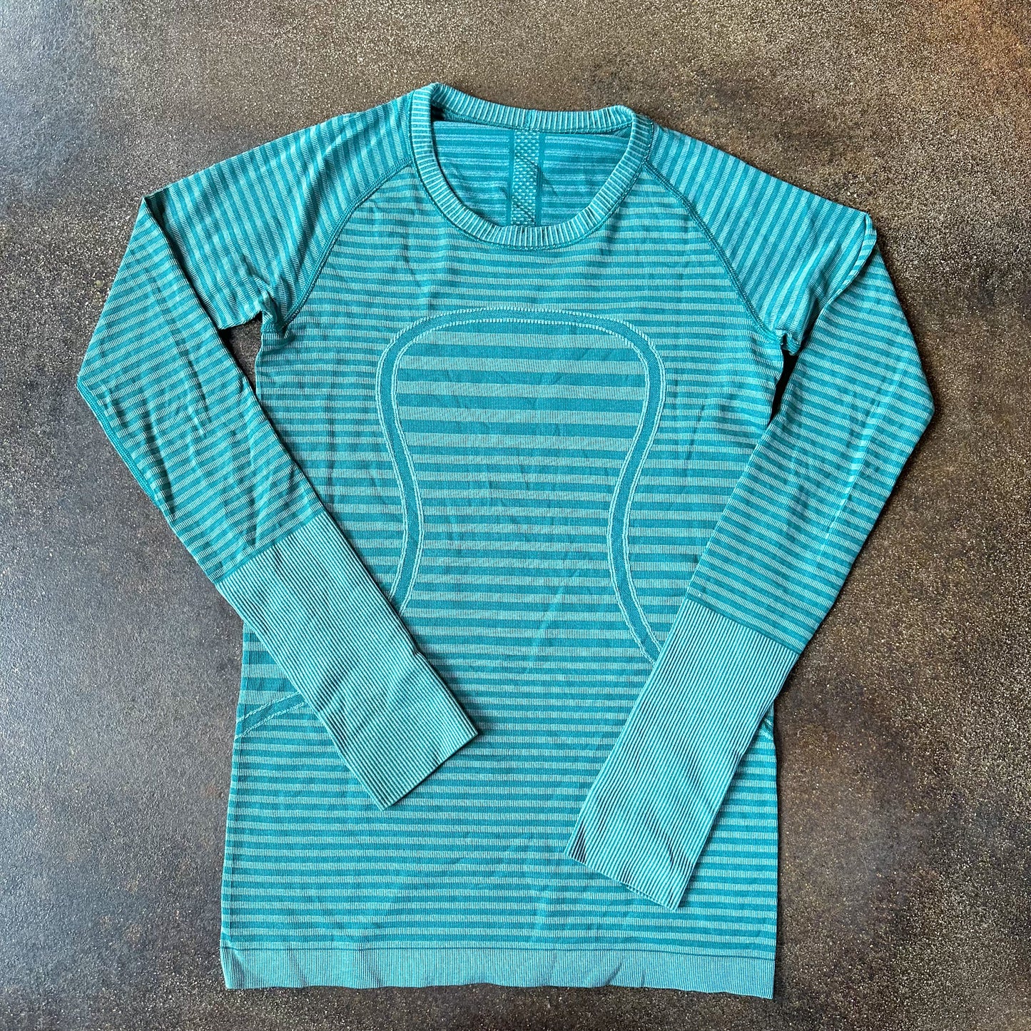 Size 6 Heathered Forage Teal Swifly Long Sleeve