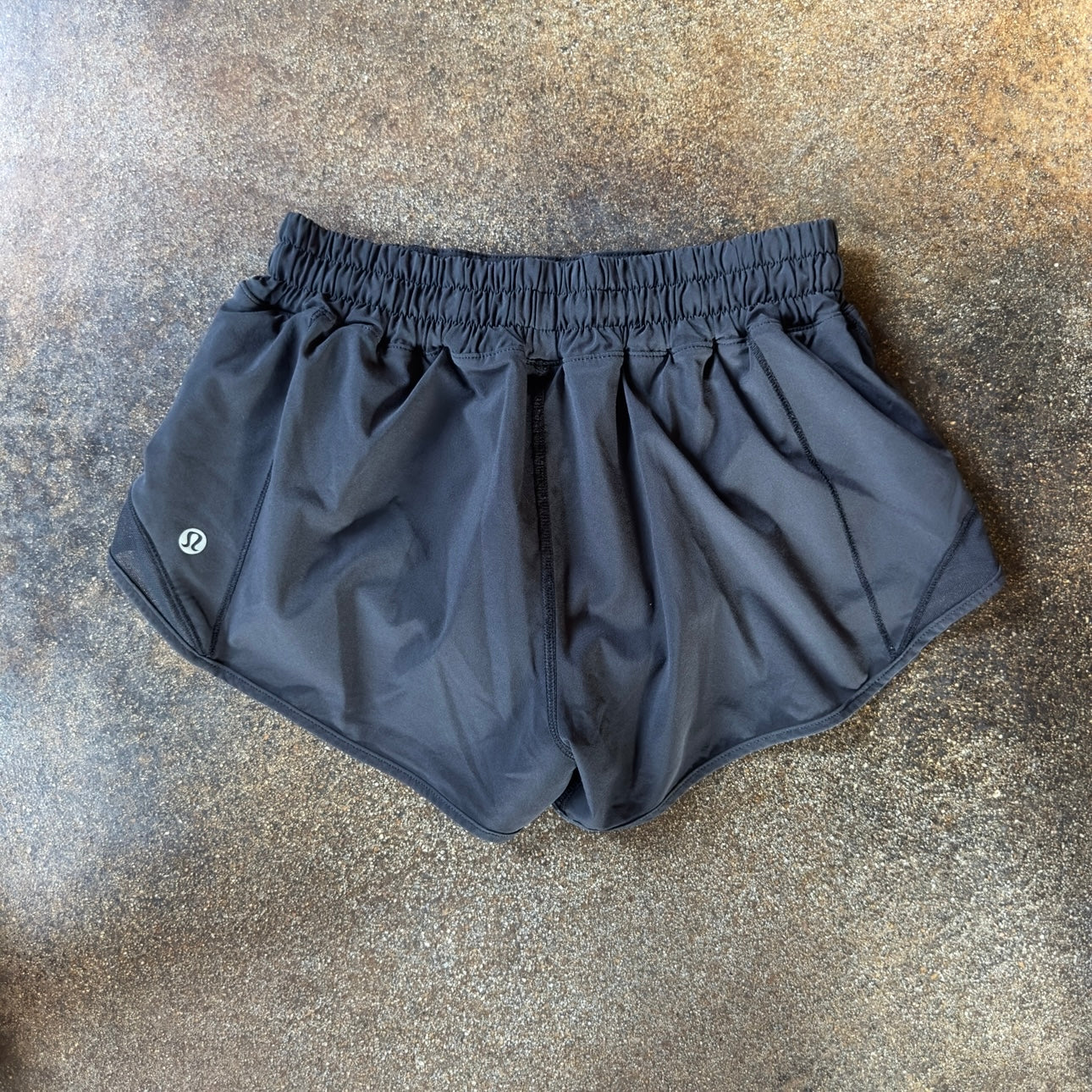 Size 4 Black Hotty Hot Short 2.5”