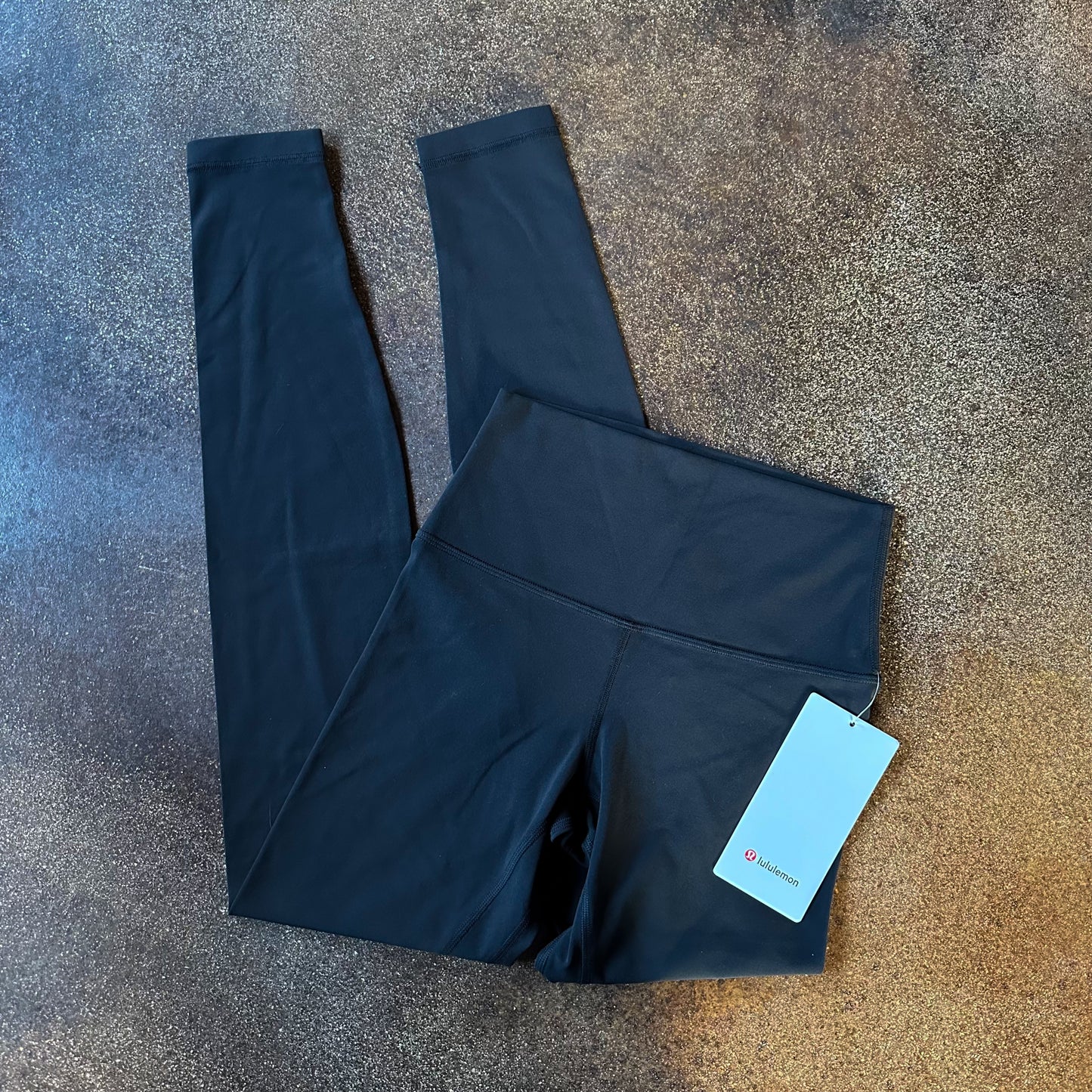 Size 4 Black BNWT Align High Rise Legging 28”